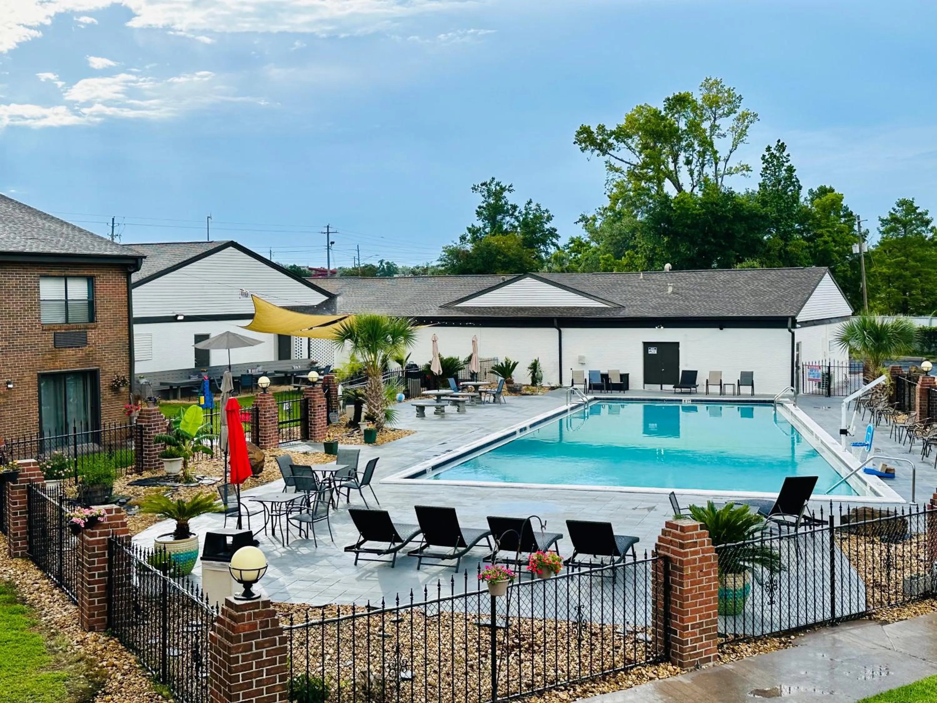 Day in At Home Inn - Pensacola