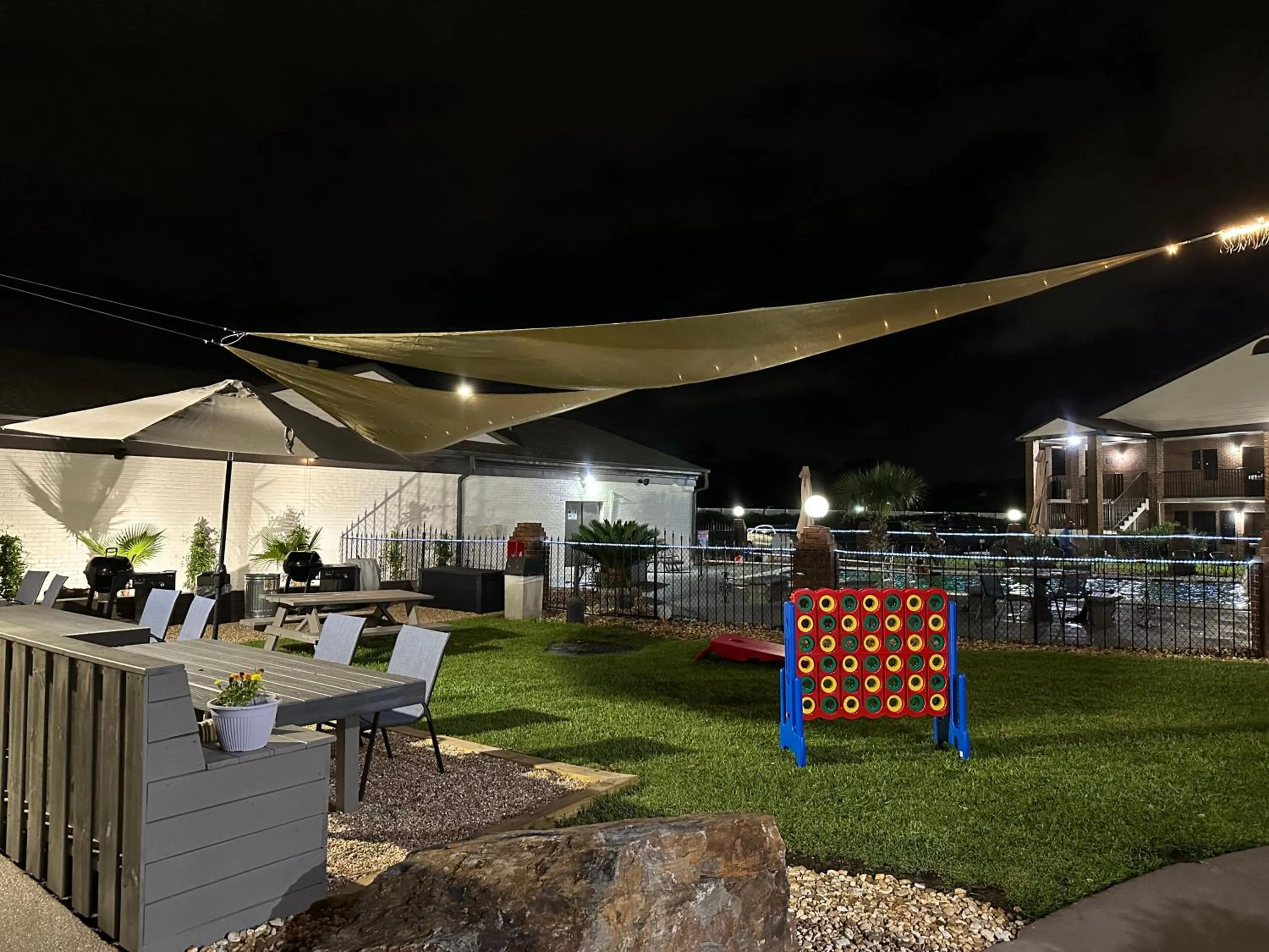 At Home Inn - Pensacola