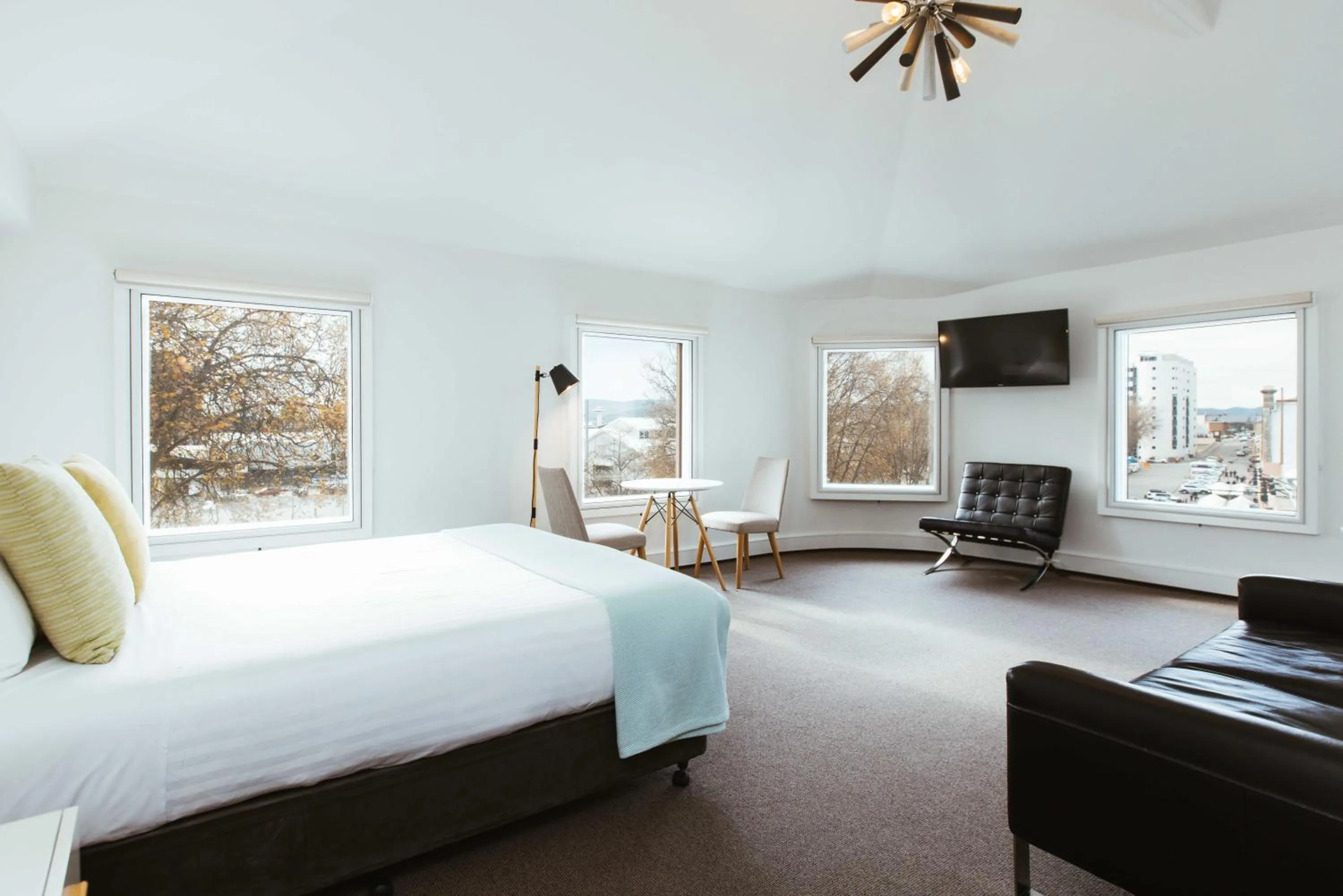 Photo of the whole room, Bed in Salamanca Galleria Apartments