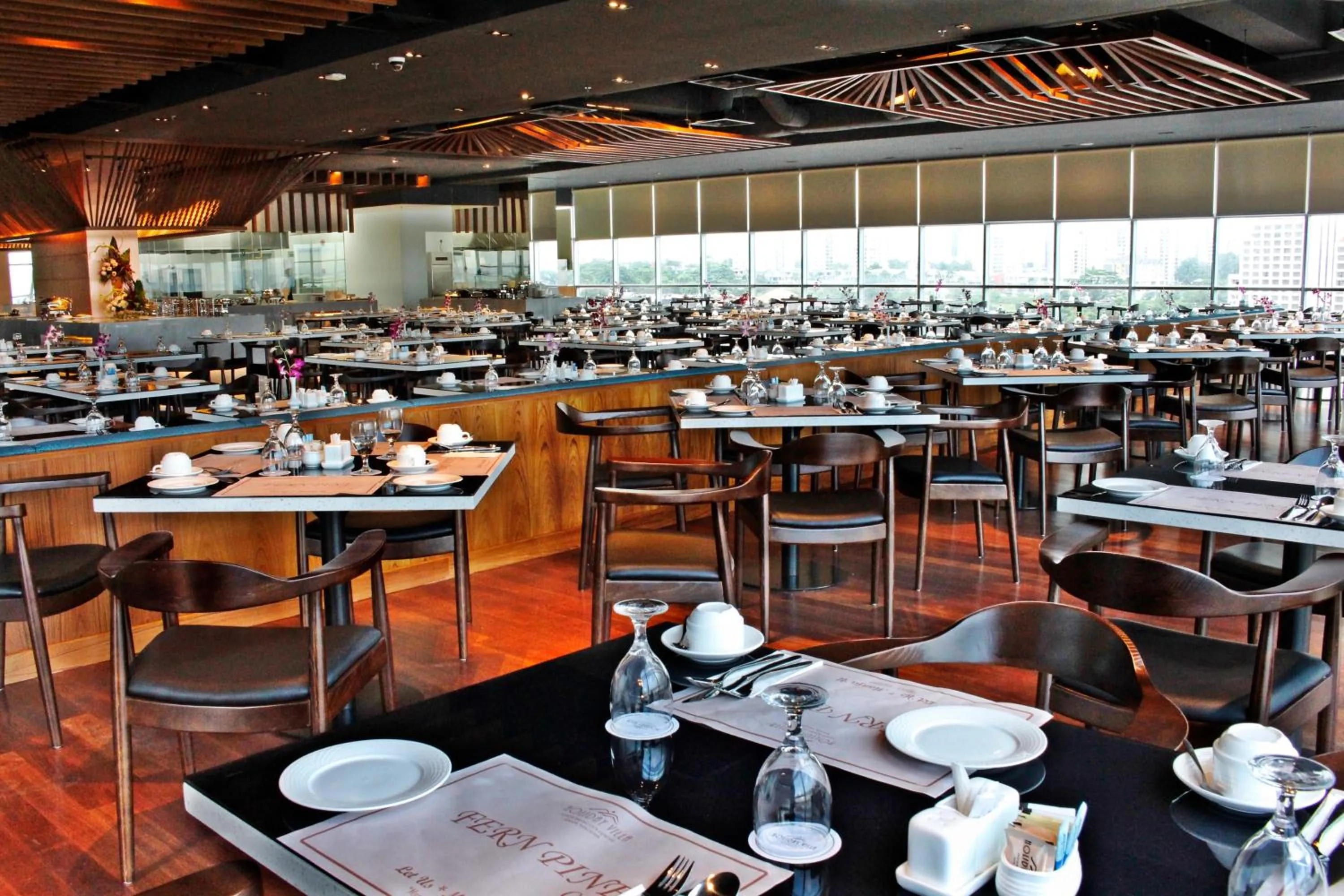 Restaurant/places to eat in Holiday Villa Johor Bahru City Centre