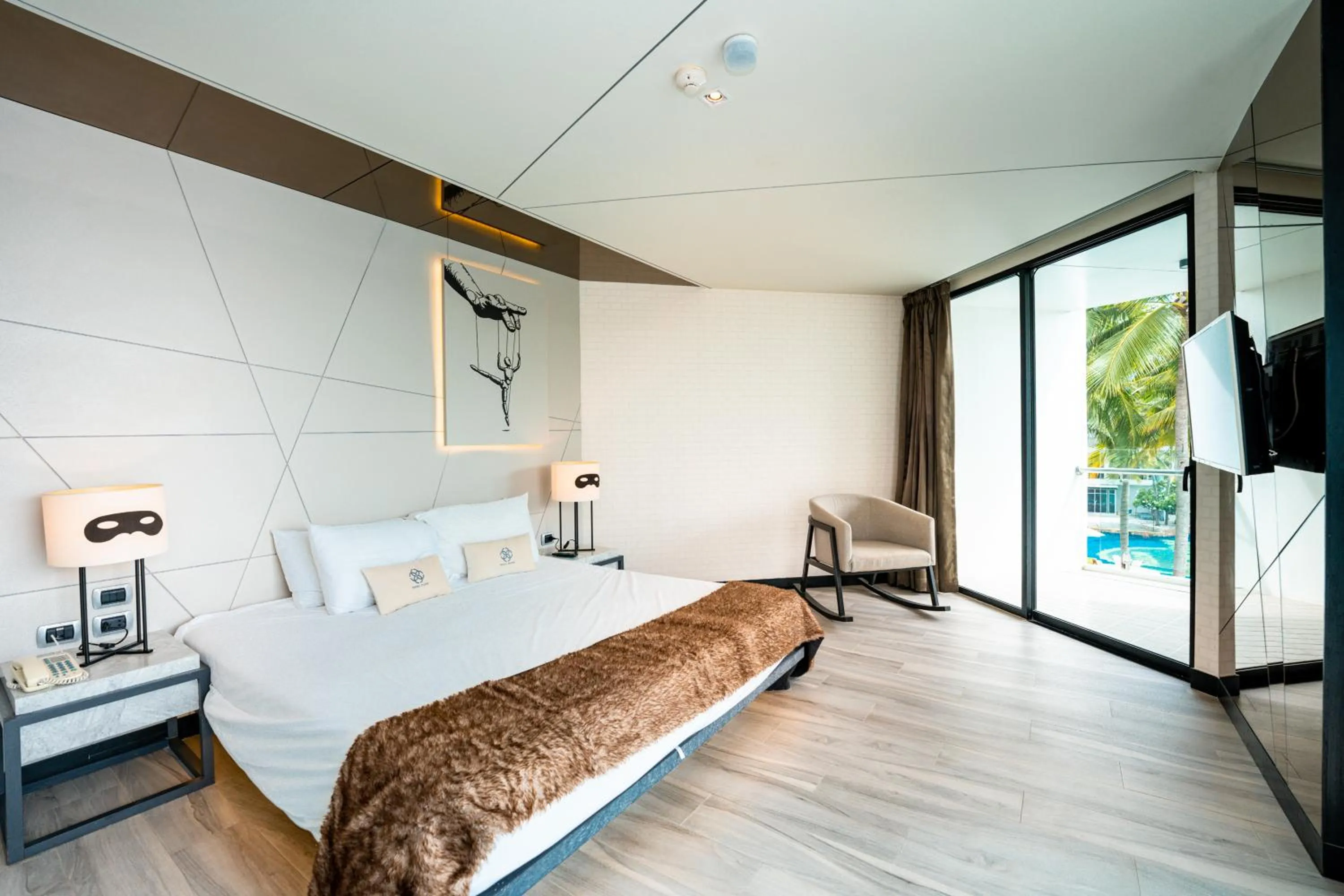 Bedroom, Bed in Mera Mare Pattaya