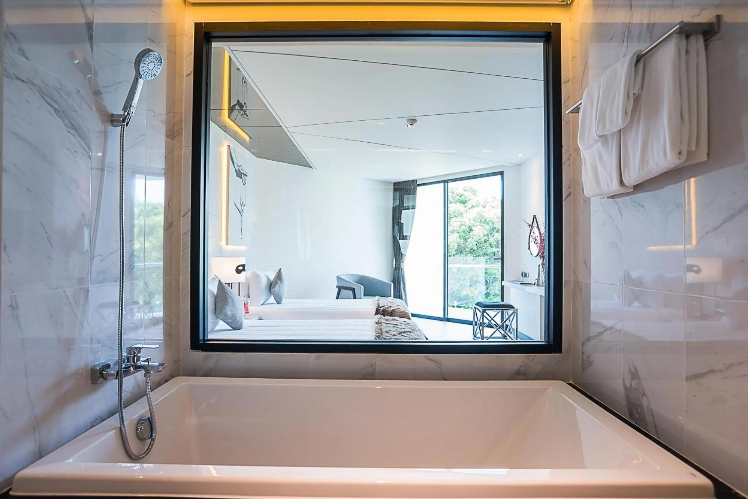 Toilet in Mera Mare Pattaya