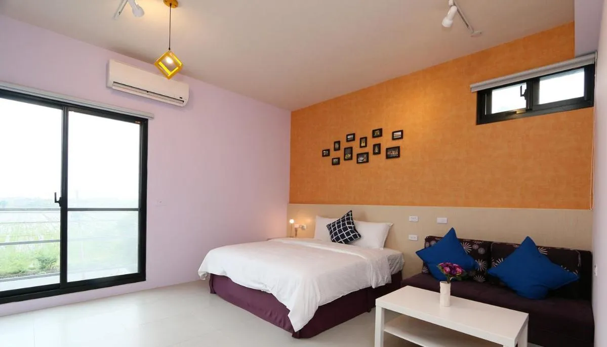 Bed in Happiness 210 B&B