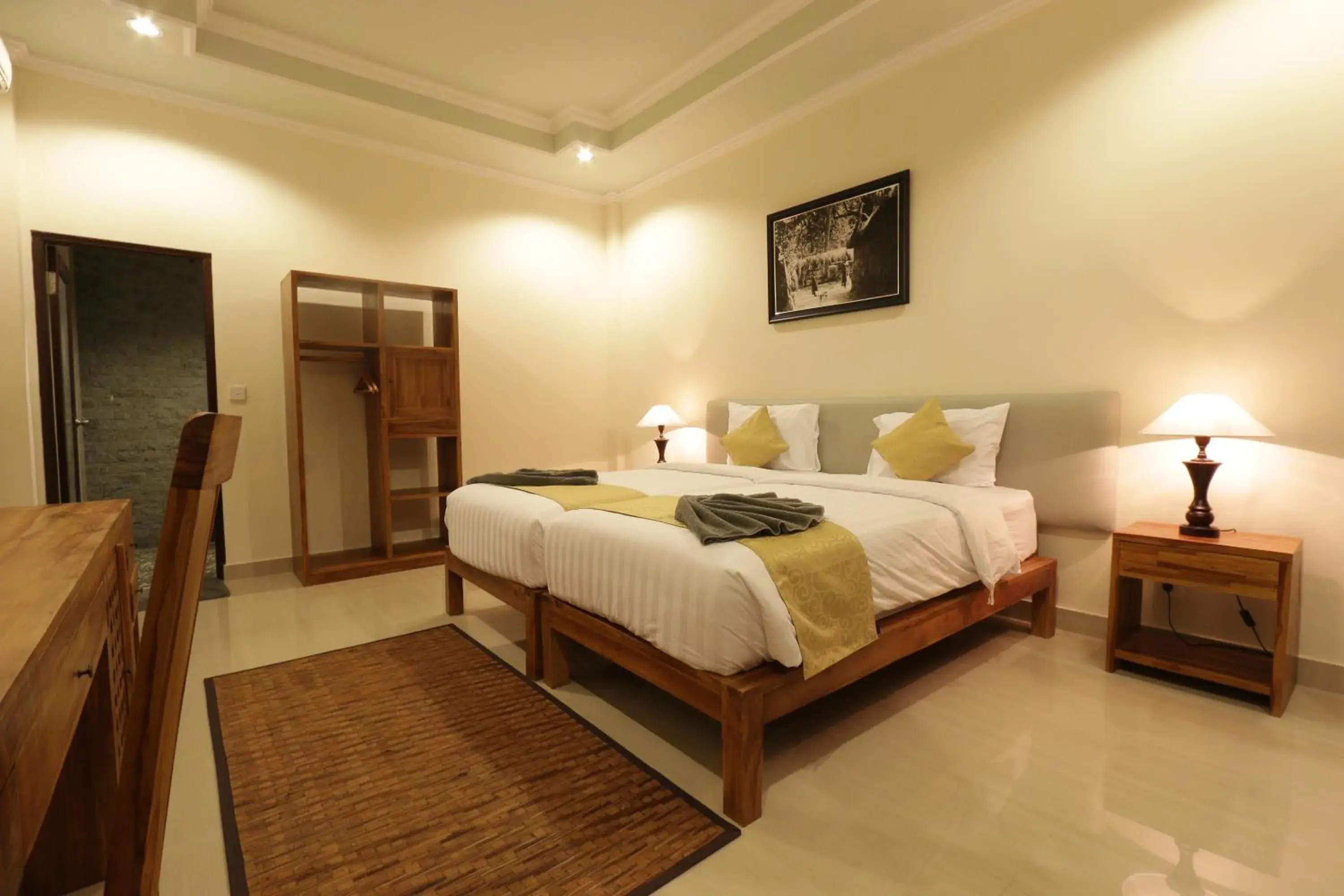 Deluxe Double or Twin Room in Duana Sari by Mahaputra Deluxe Double or Twin Room in Duana Sari by Mahaputra