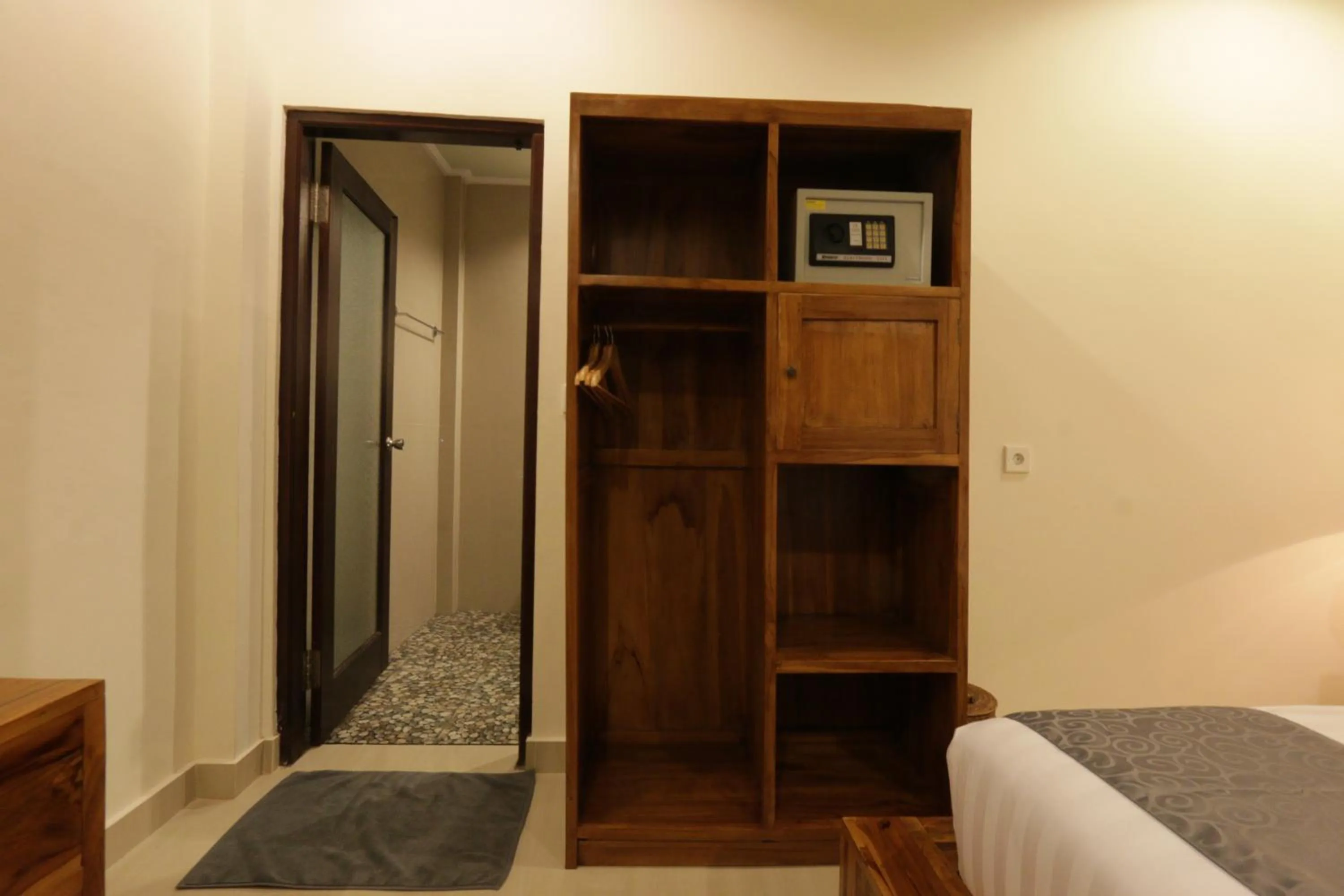 Decorative detail, Bed in Duana Sari by Mahaputra