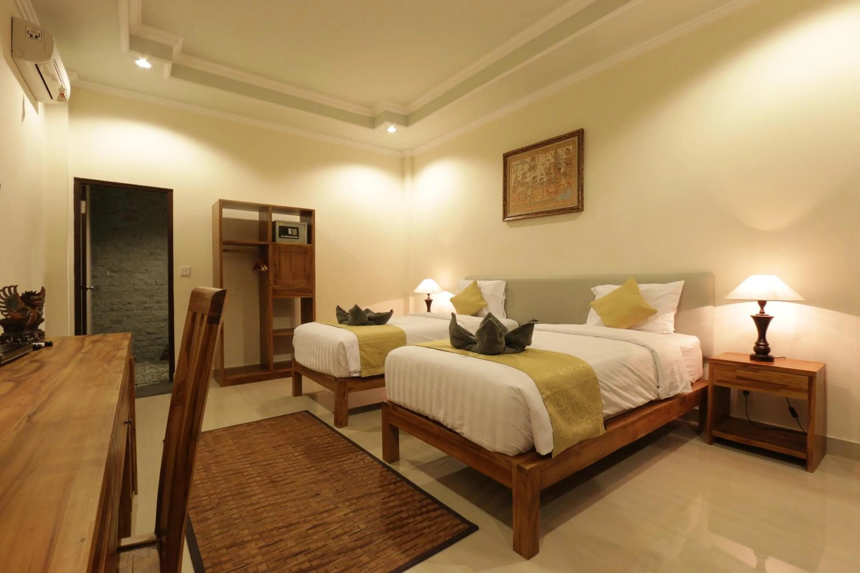 Photo of the whole room, Bed in Duana Sari by Mahaputra