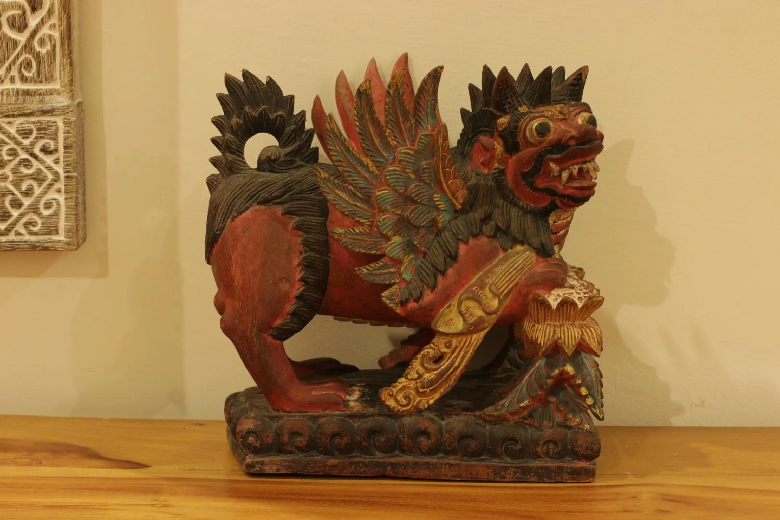 Decorative detail in Duana Sari by Mahaputra