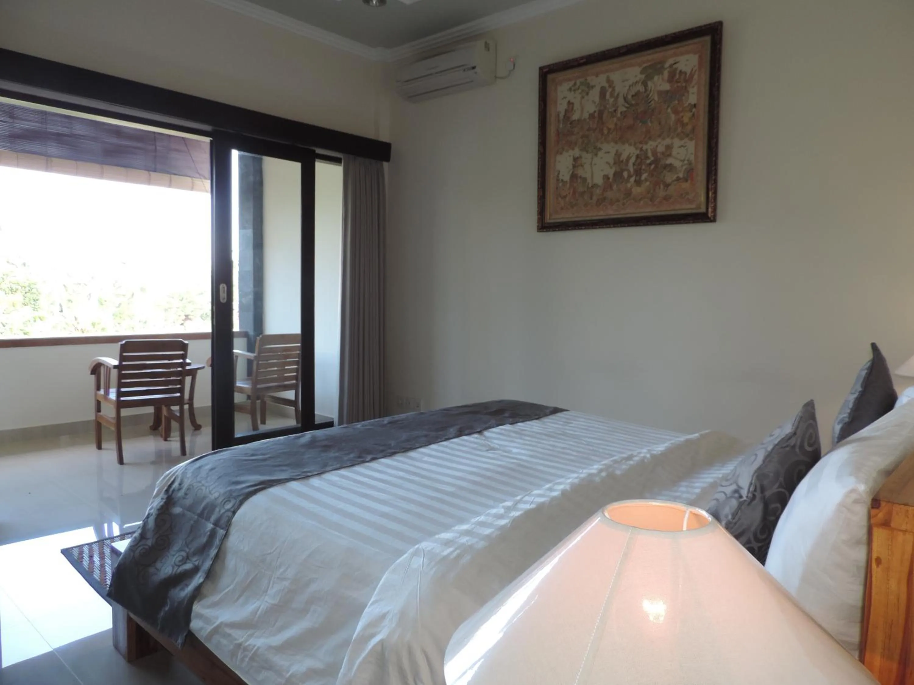 Bed in Duana Sari by Mahaputra