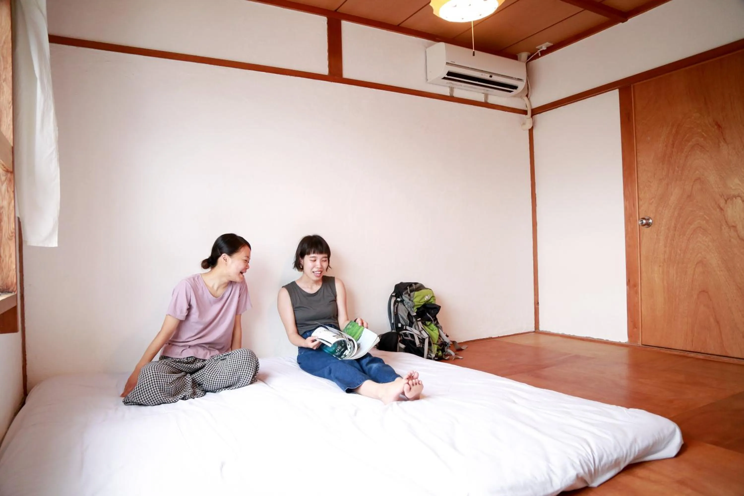 Bed in Y Pub & Hostel Tottori