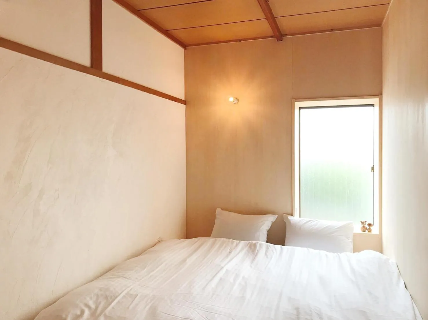 Photo of the whole room, Bed in Y Pub & Hostel Tottori