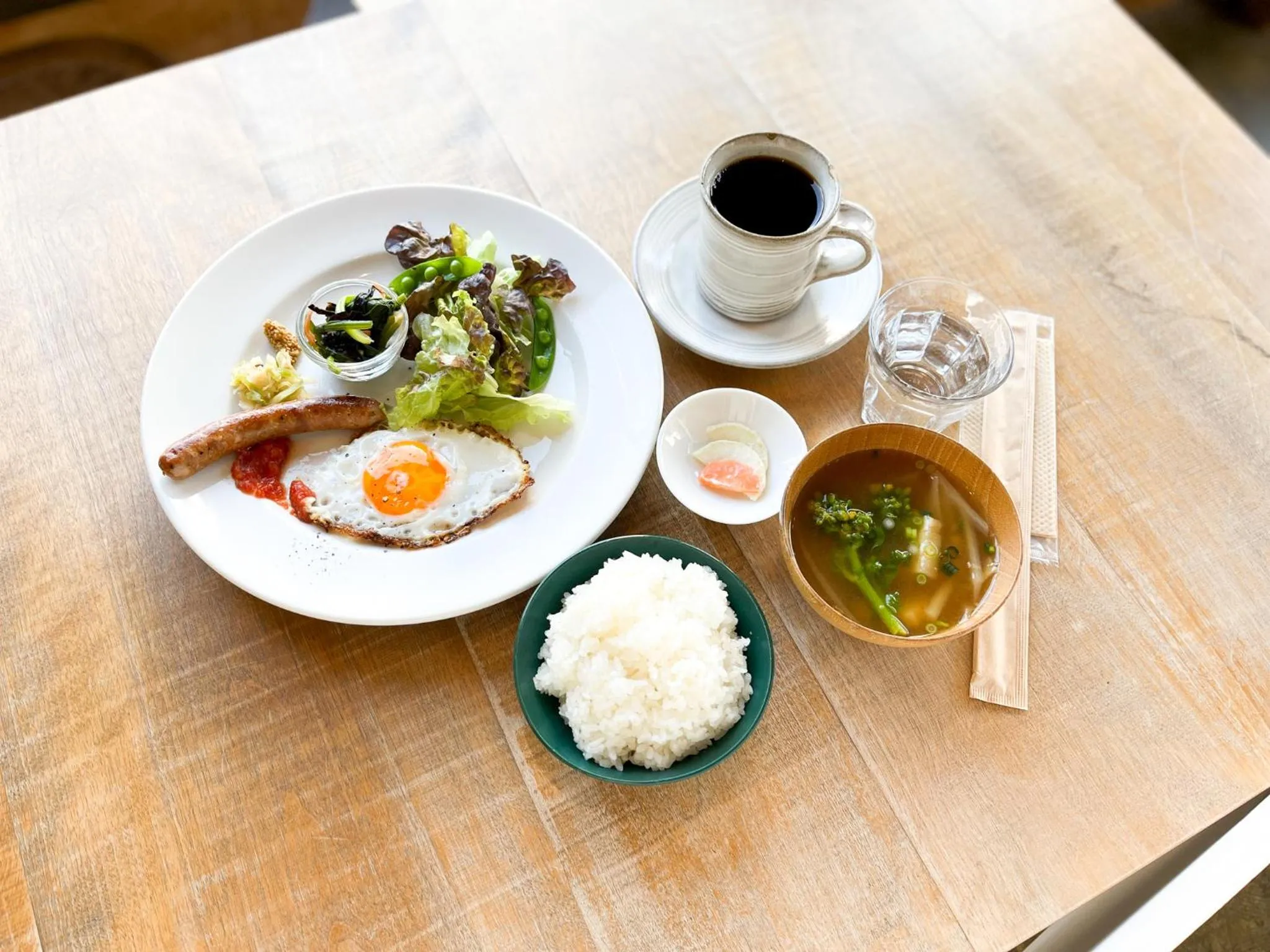 Breakfast in Y Pub & Hostel Tottori