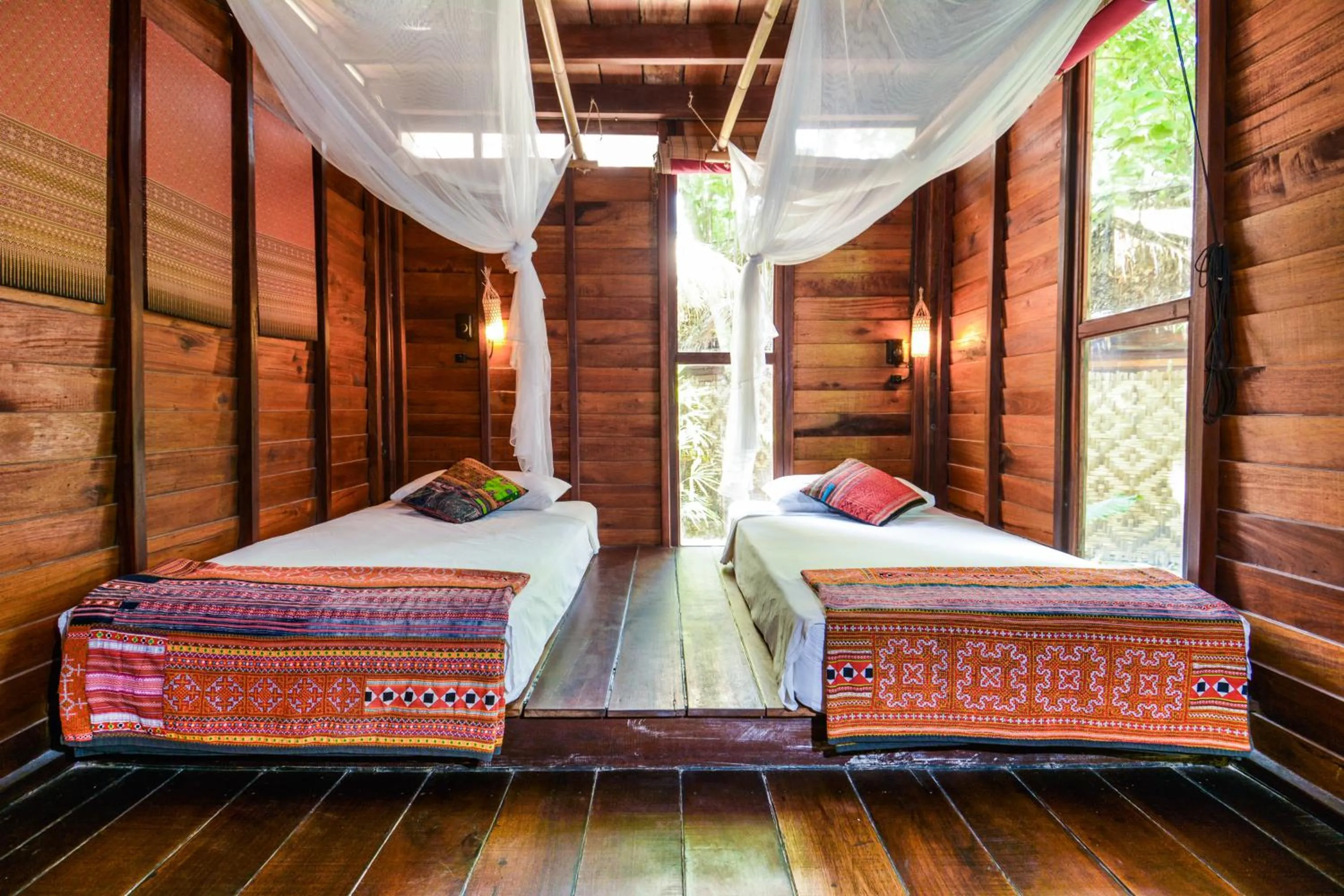 Bed in Castaway Resort Koh Lipe