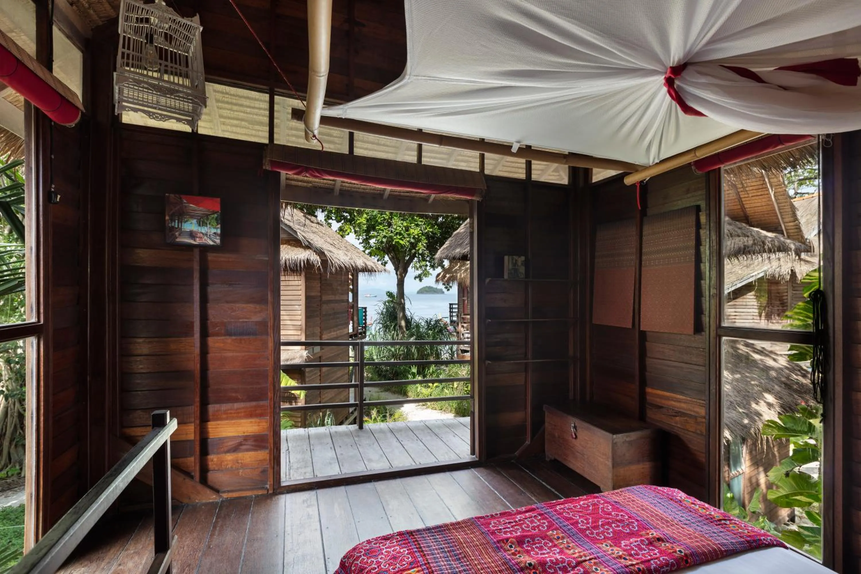 View (from property/room), Bed in Castaway Resort Koh Lipe