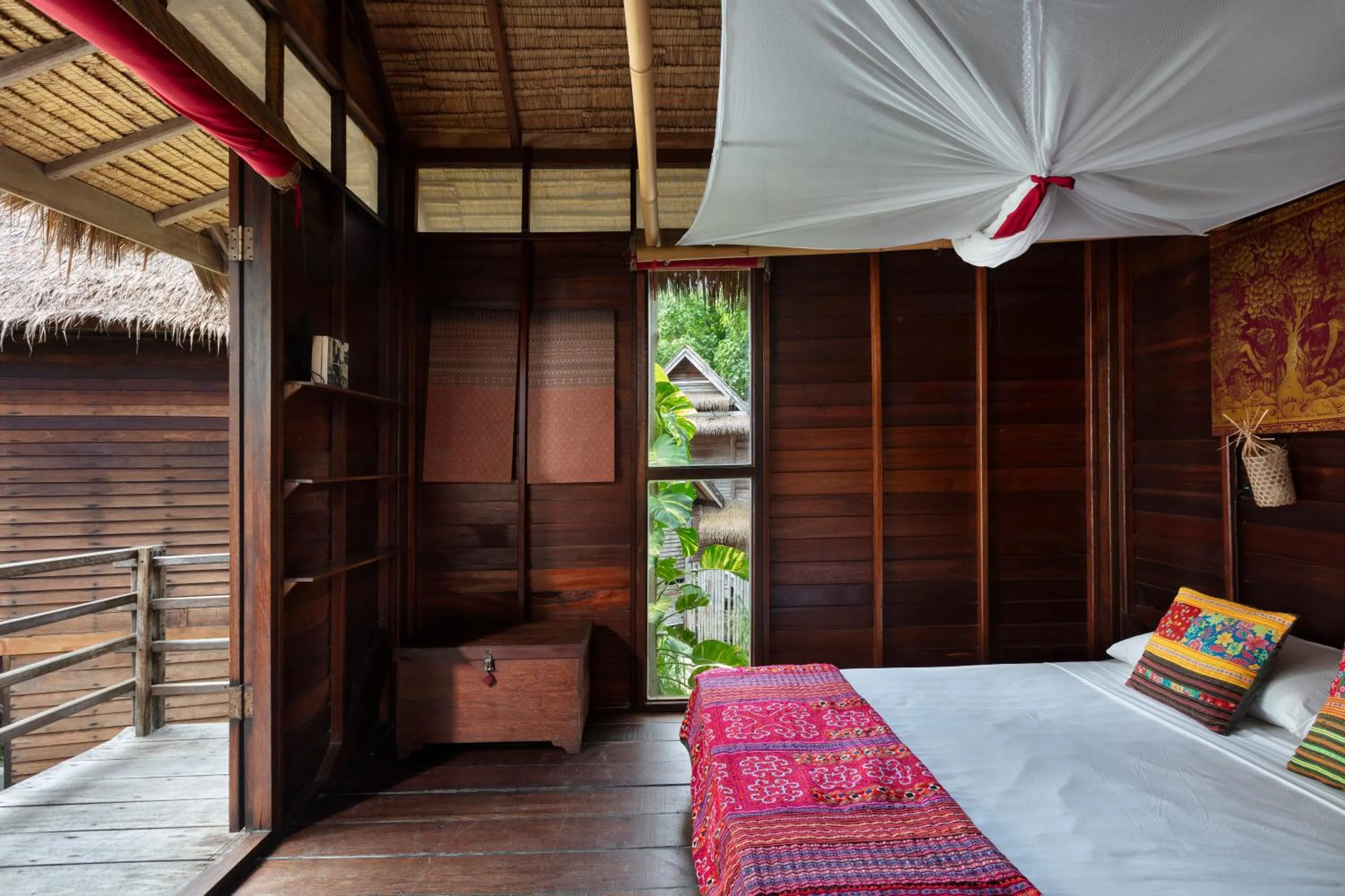 Bed in Castaway Resort Koh Lipe