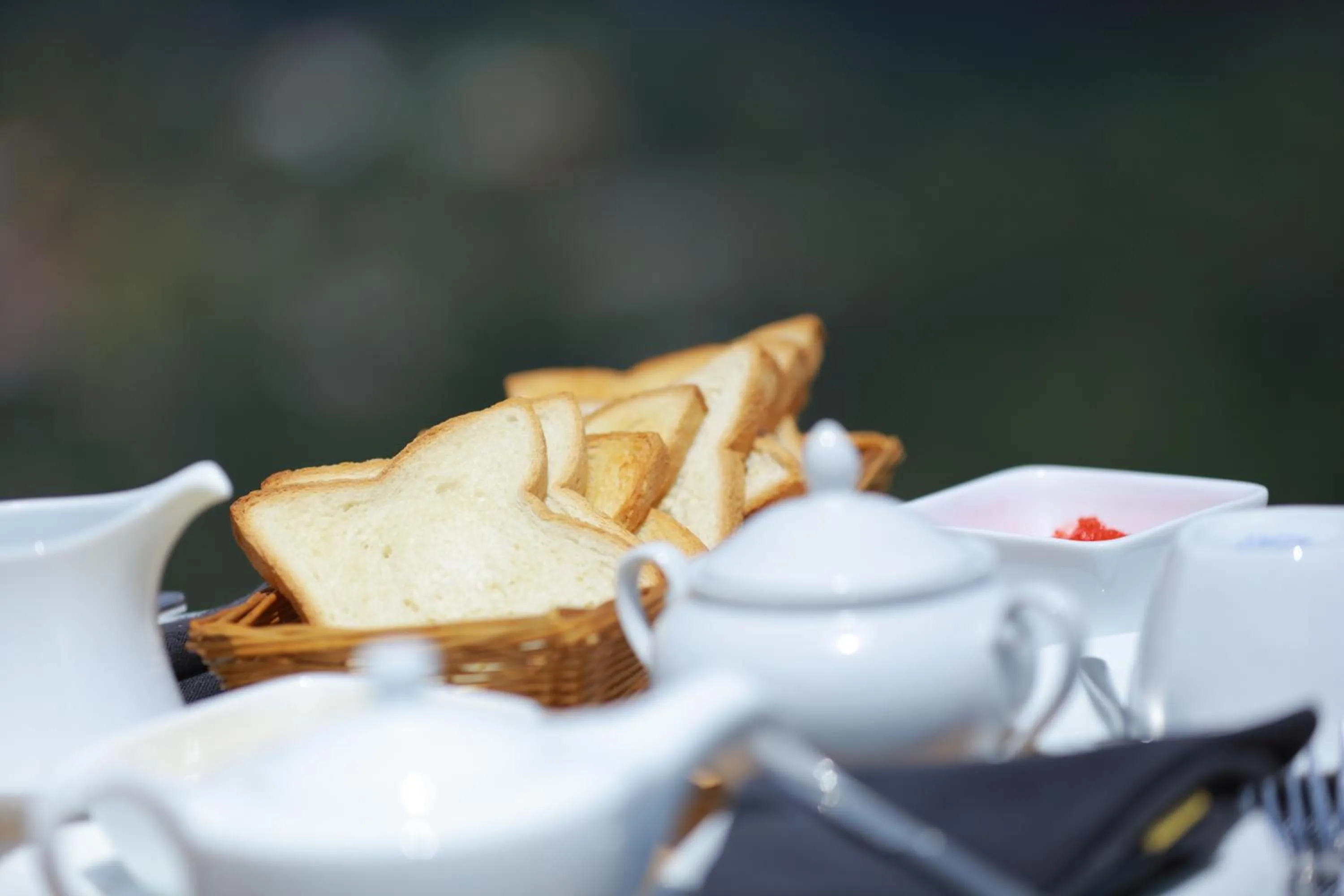 Breakfast in Villa Perpetua