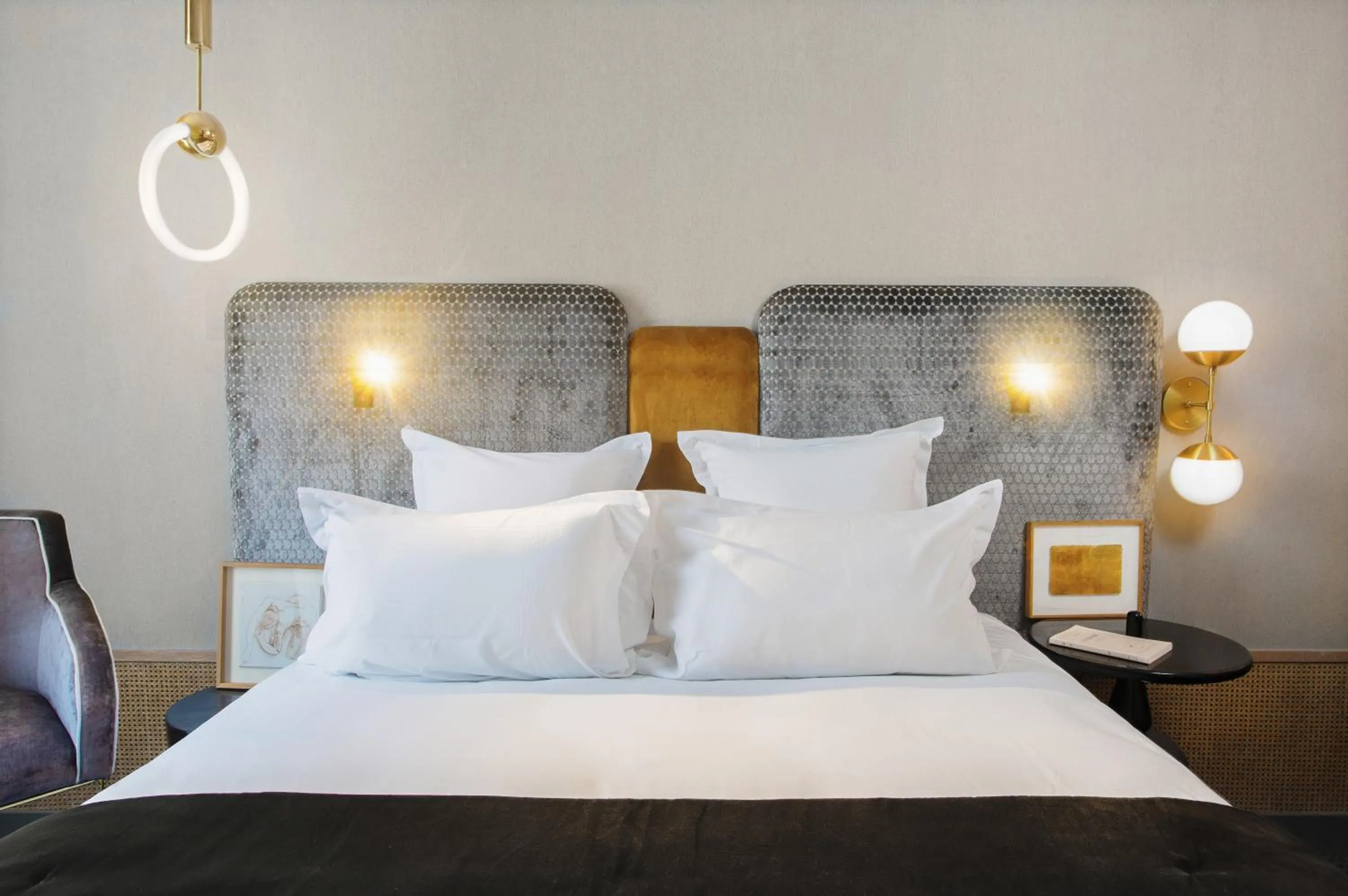 Bedroom, Bed in Handsome Hotel