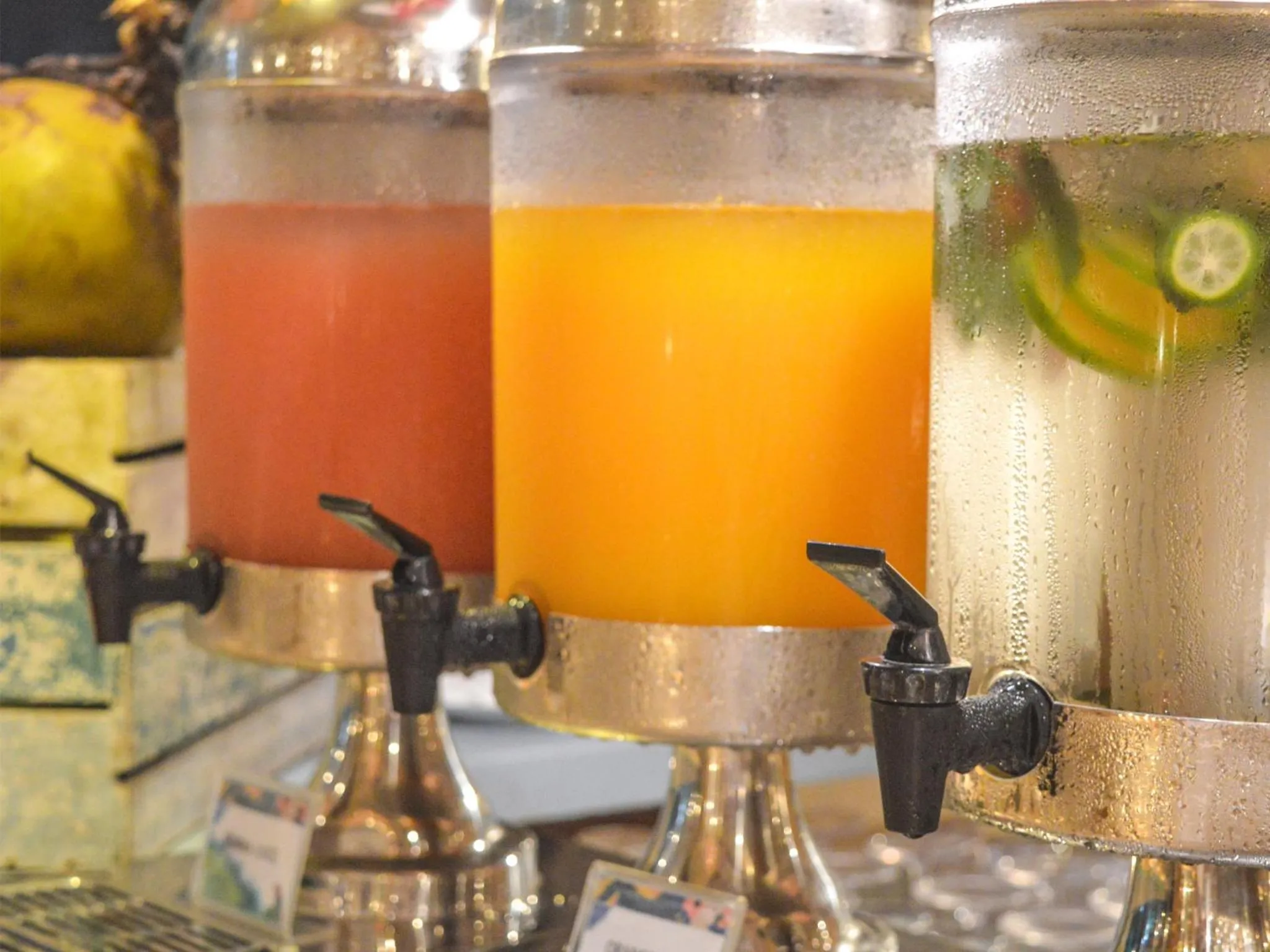 Restaurant/places to eat in Tijili Hotel Seminyak