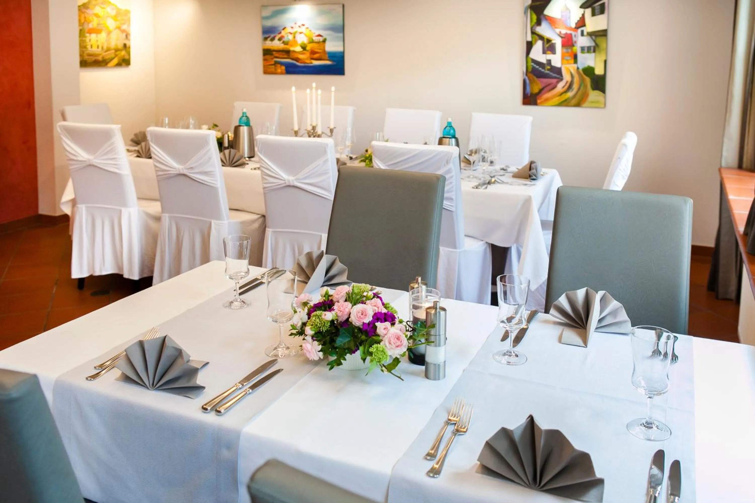 Restaurant/places to eat in Landgasthof Tönnes