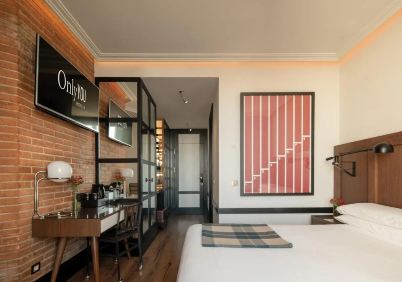 TV and multimedia, Bed in Only YOU Hotel Atocha