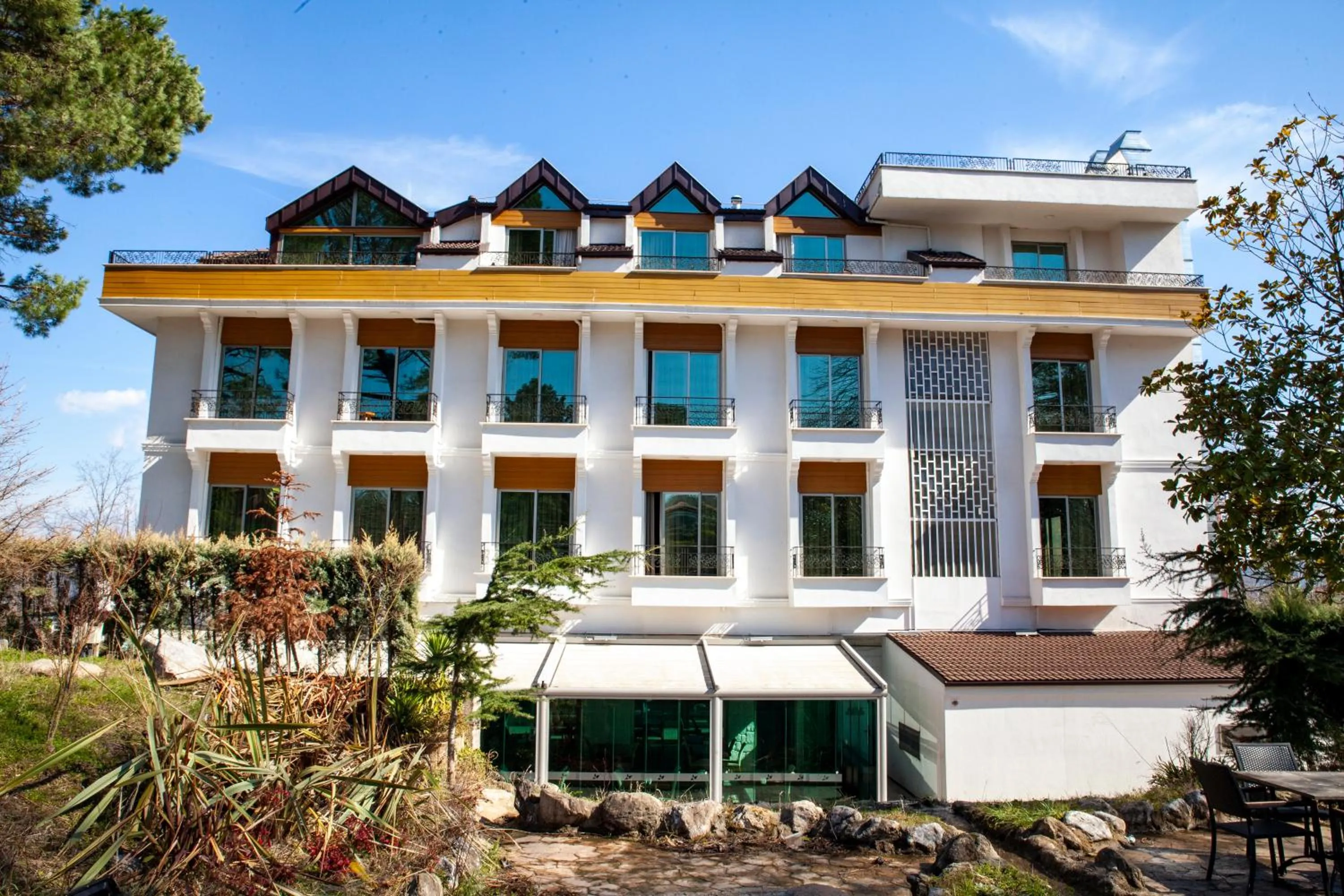 Property building in Elgarden Hotel & Spa