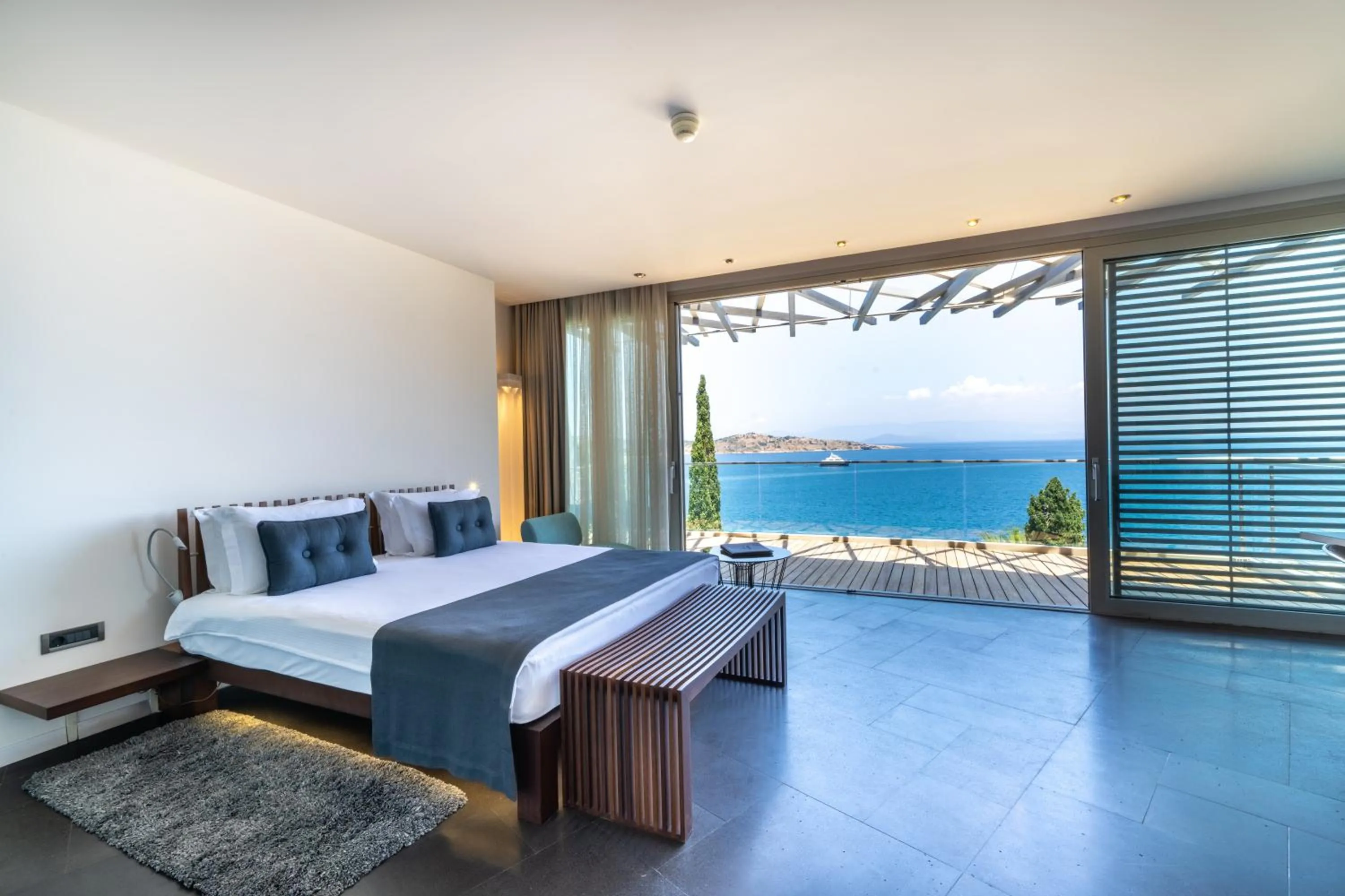 View (from property/room), Bed in Kuum Hotel & Spa