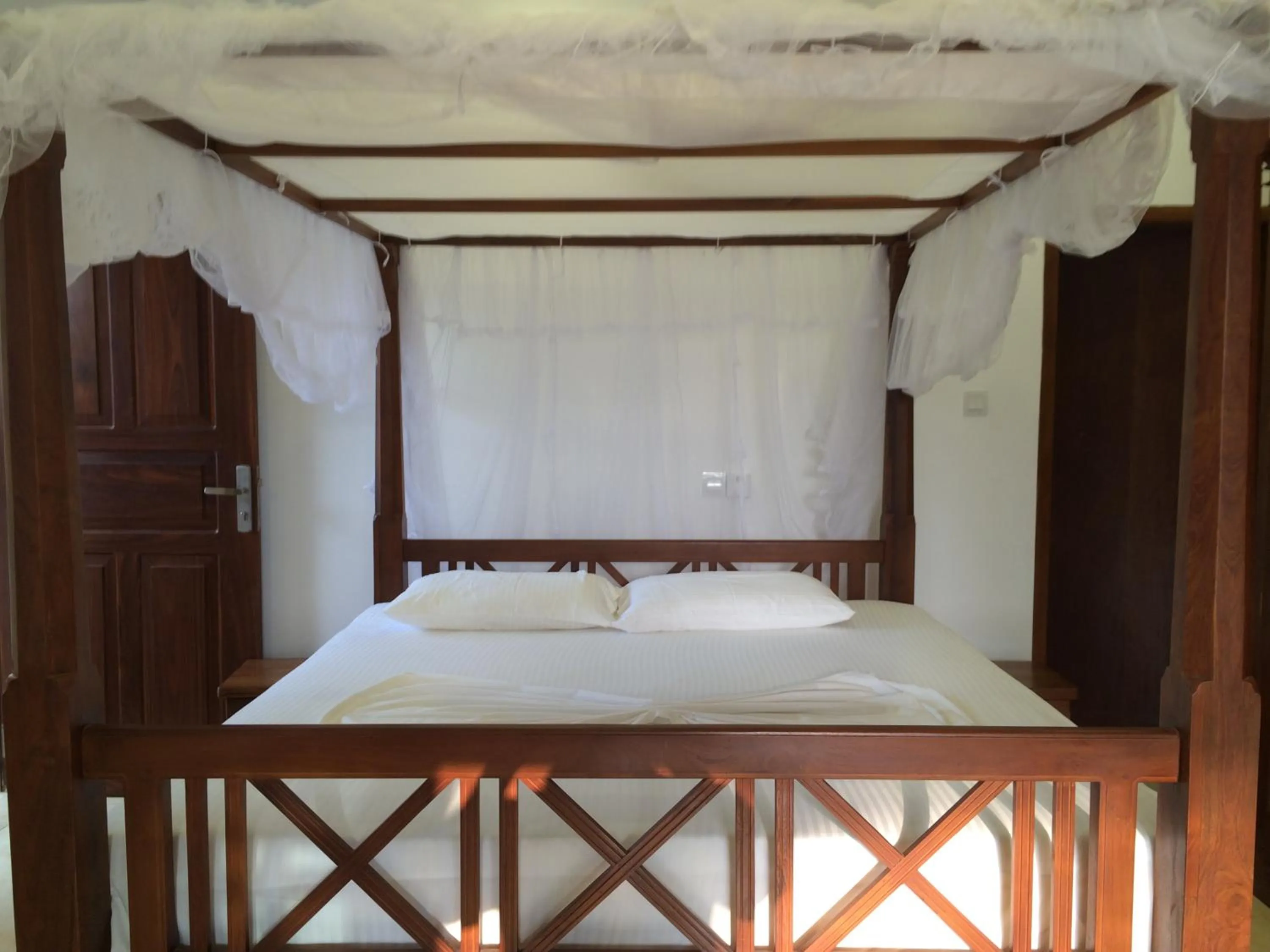 Bed in Hotel Coconut Bar Sea Lodge