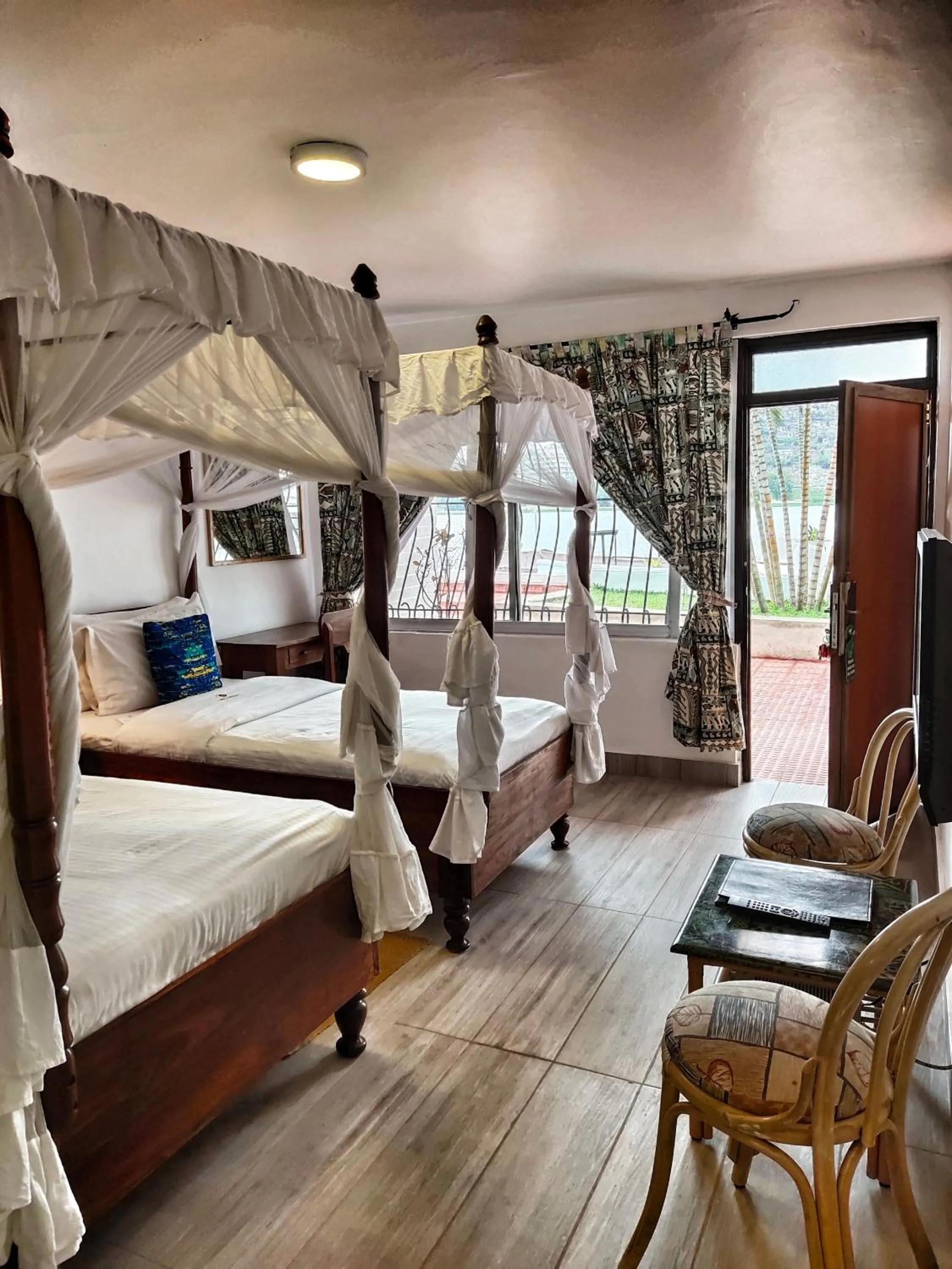 Bed in Hotel Tilapia