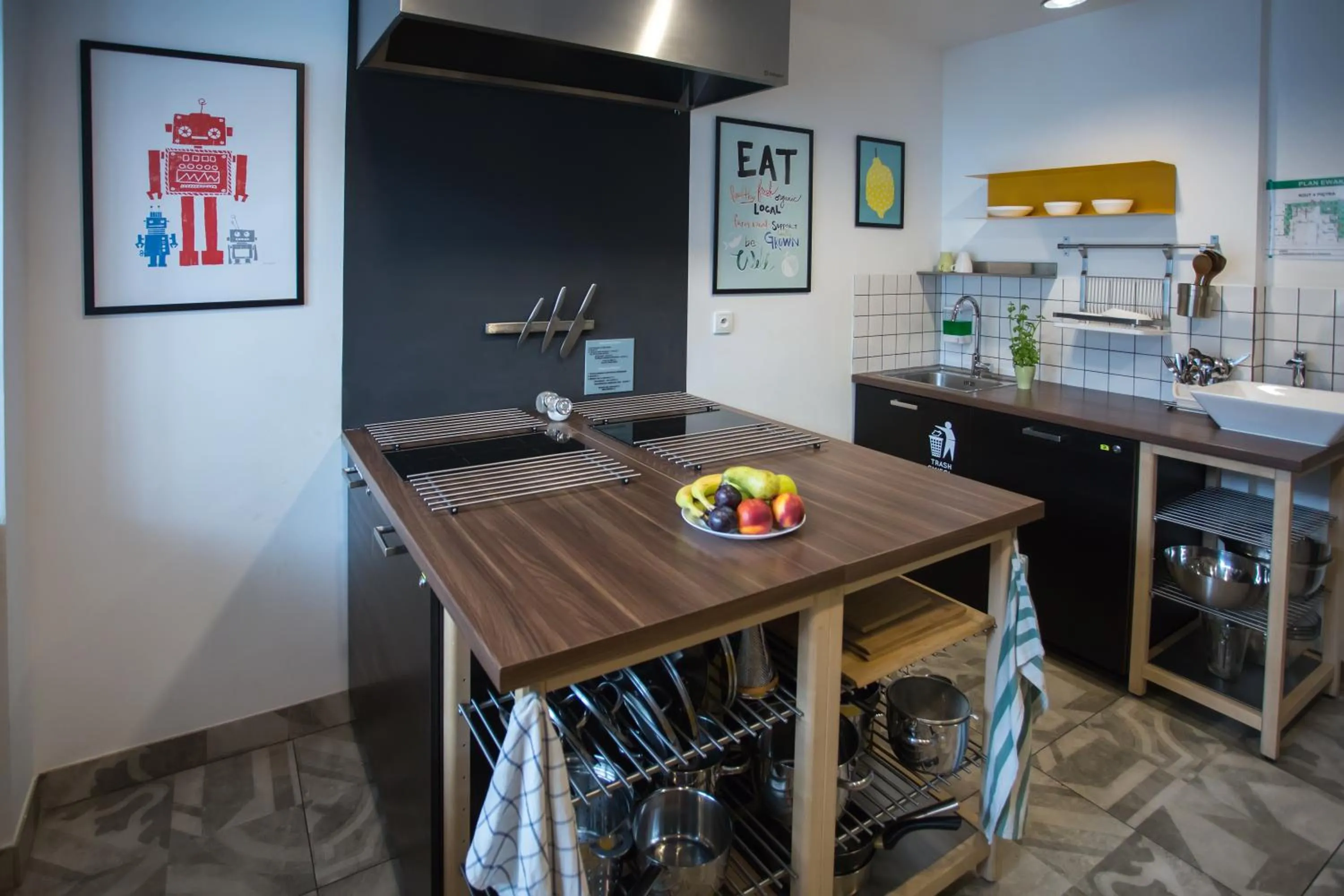 Communal kitchen in Safestay Warsaw Old Town