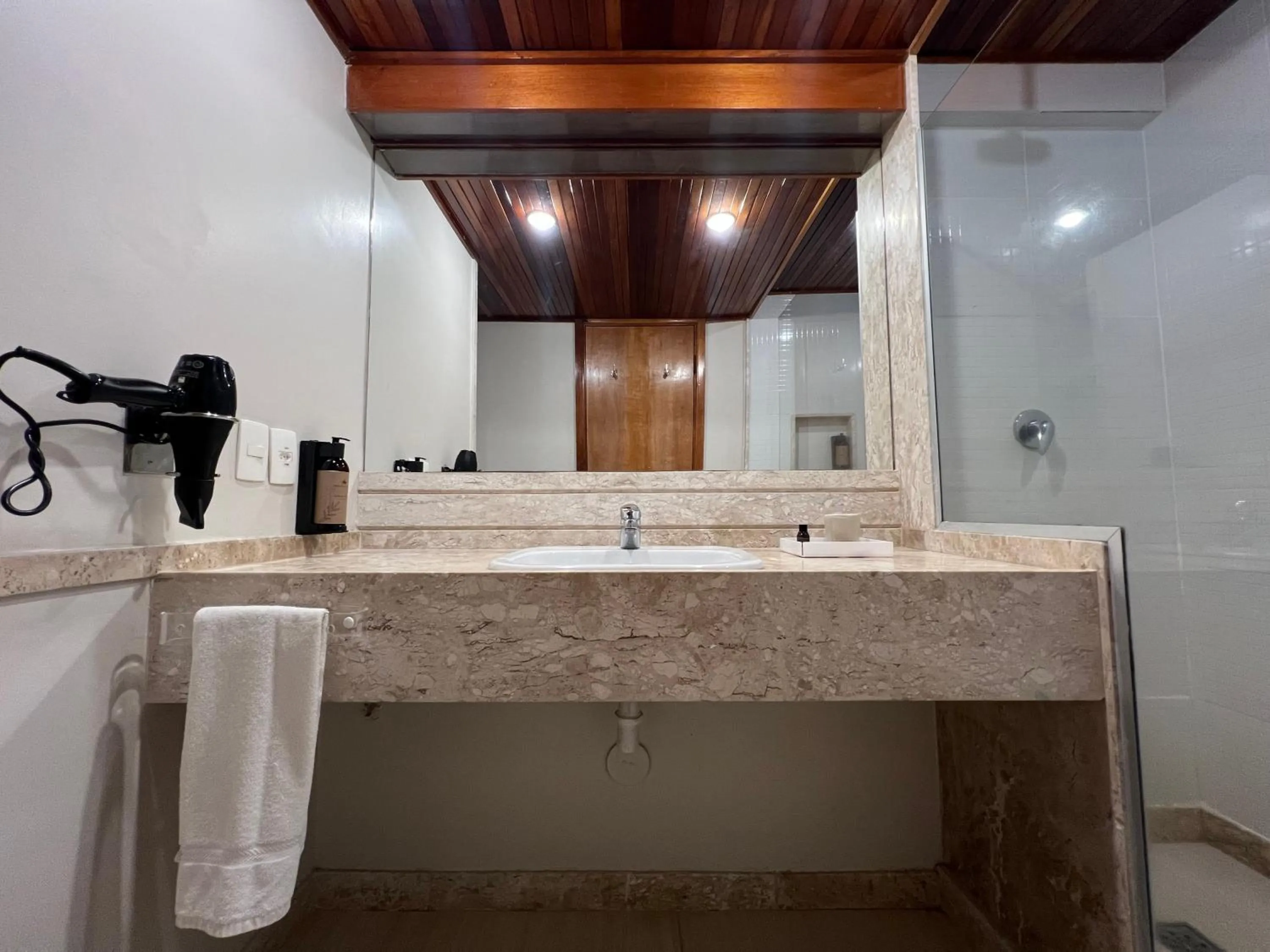 Bathroom in Hotel Atlante Plaza