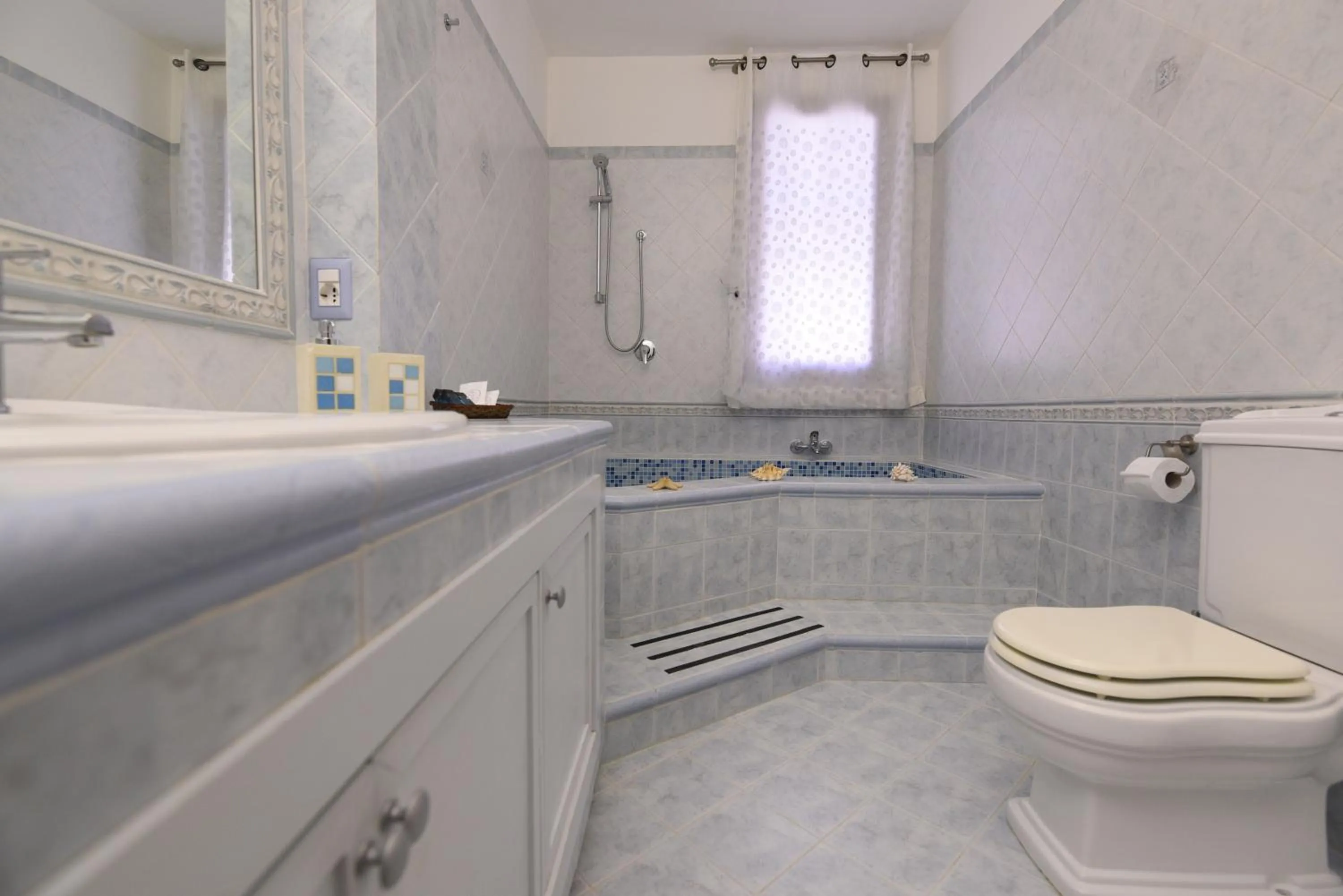 Shower in La Casa Dei Sogni