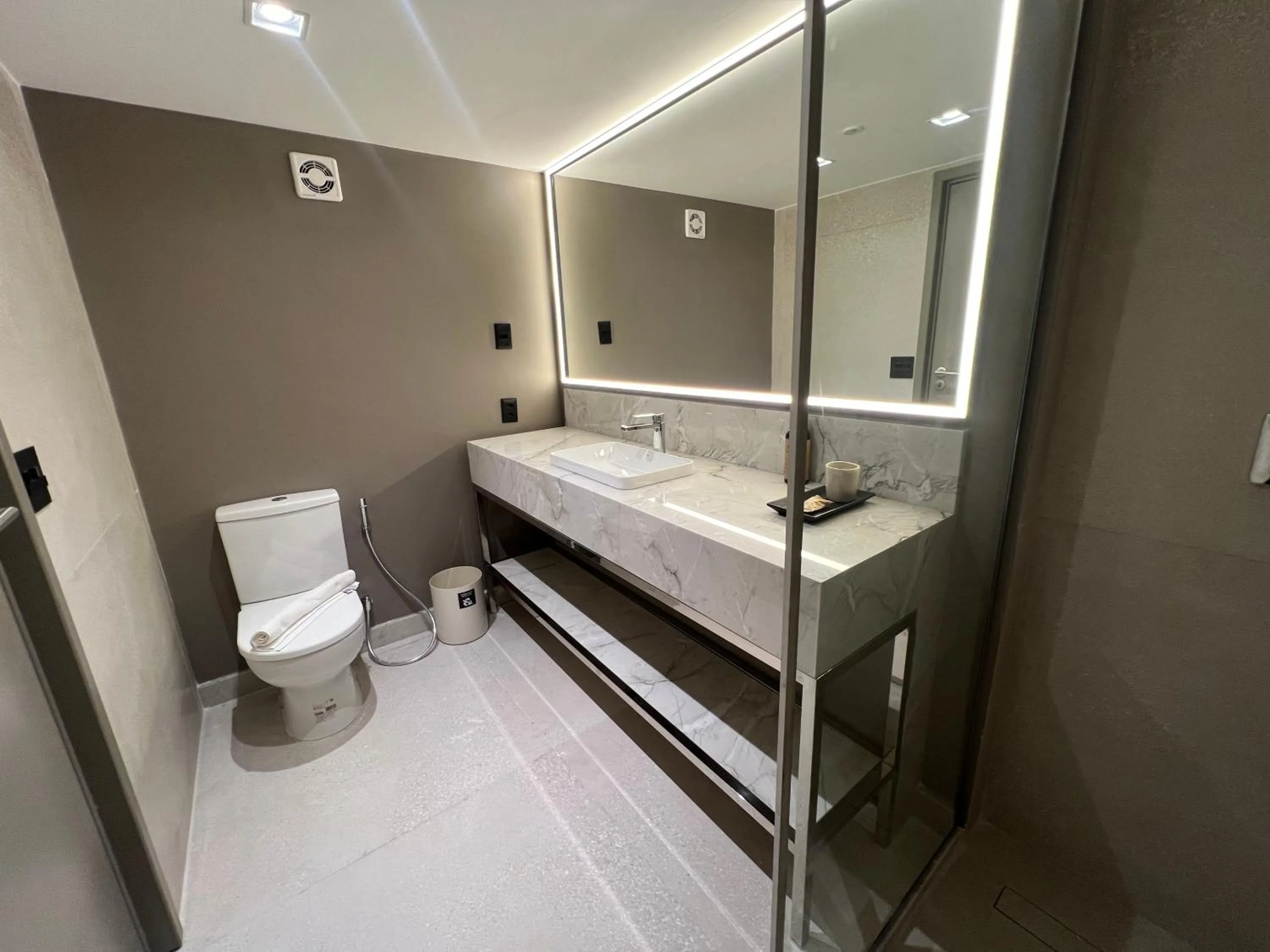 Bathroom in Mar Hotel Conventions