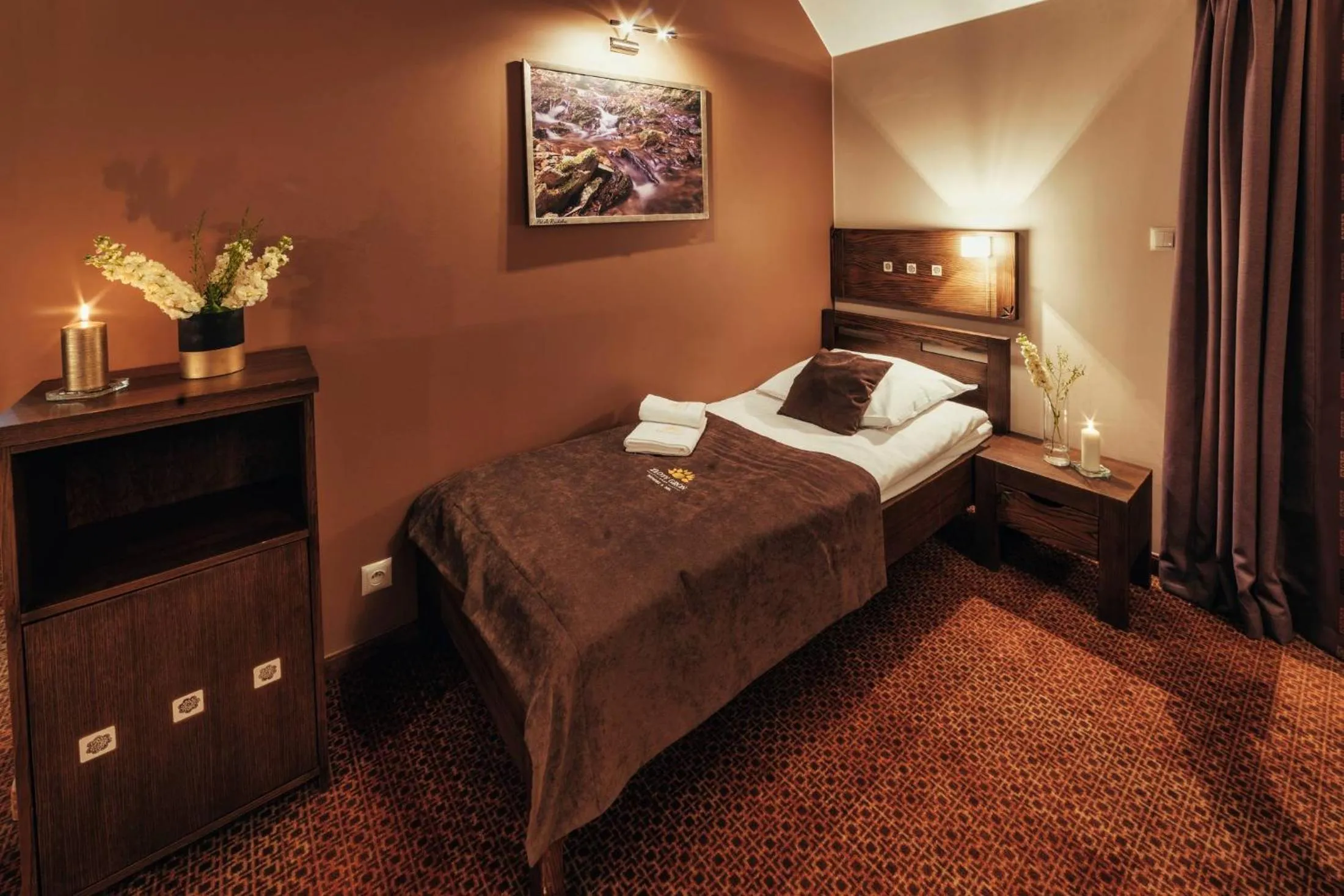 Bed in Złoty Groń Resort & Spa