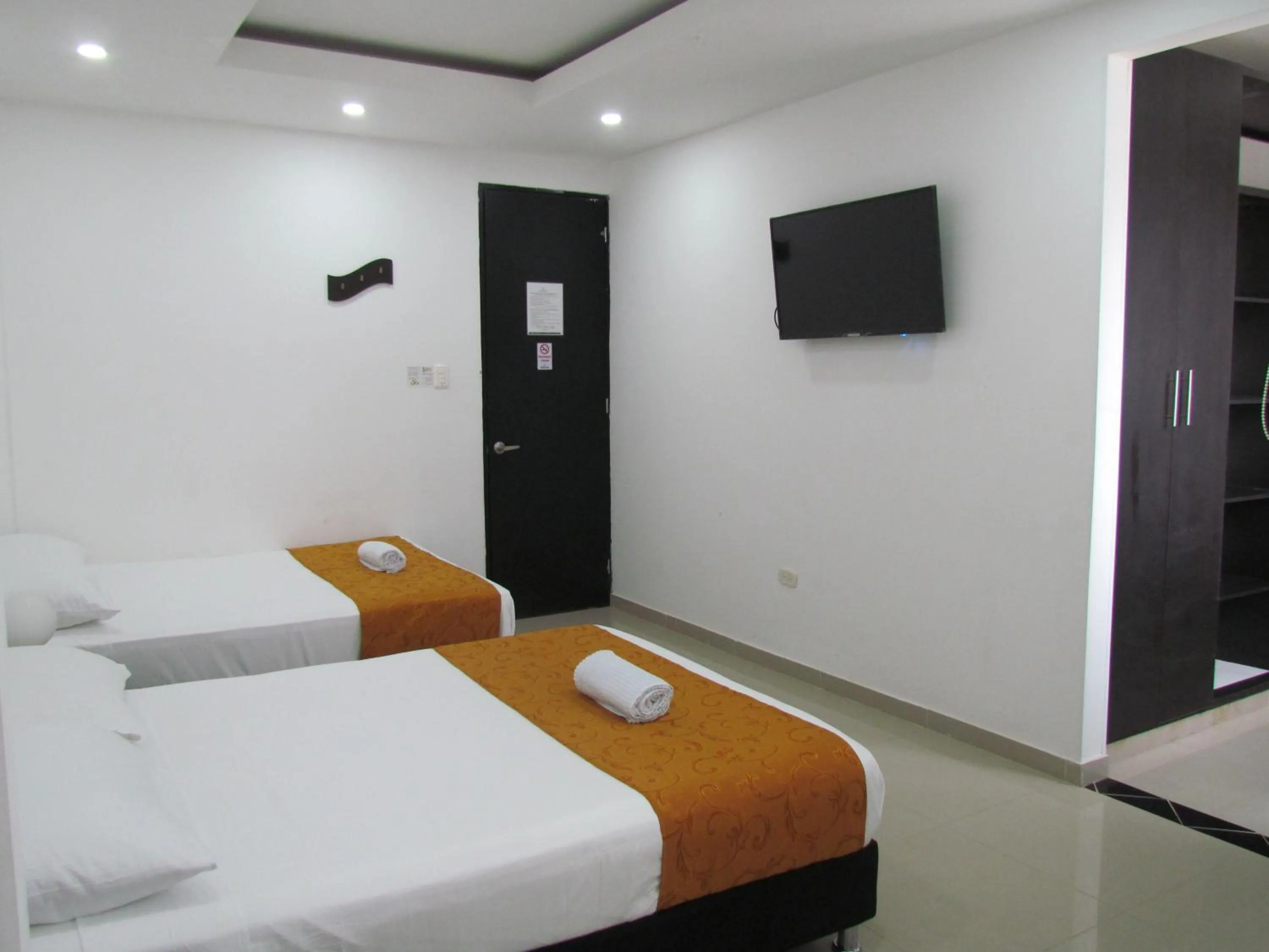 Bed in Hotel Diamonds