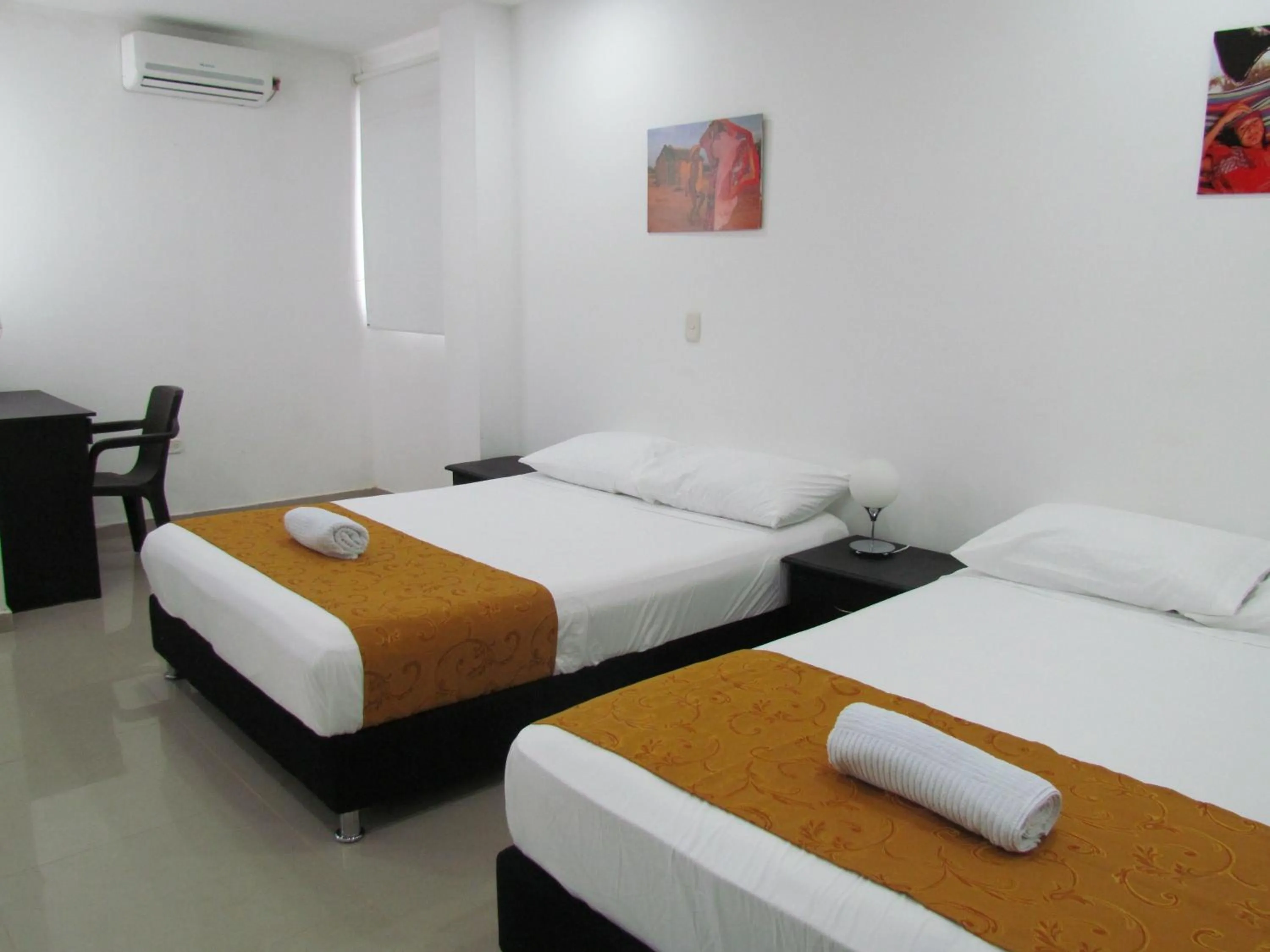 Bed in Hotel Diamonds