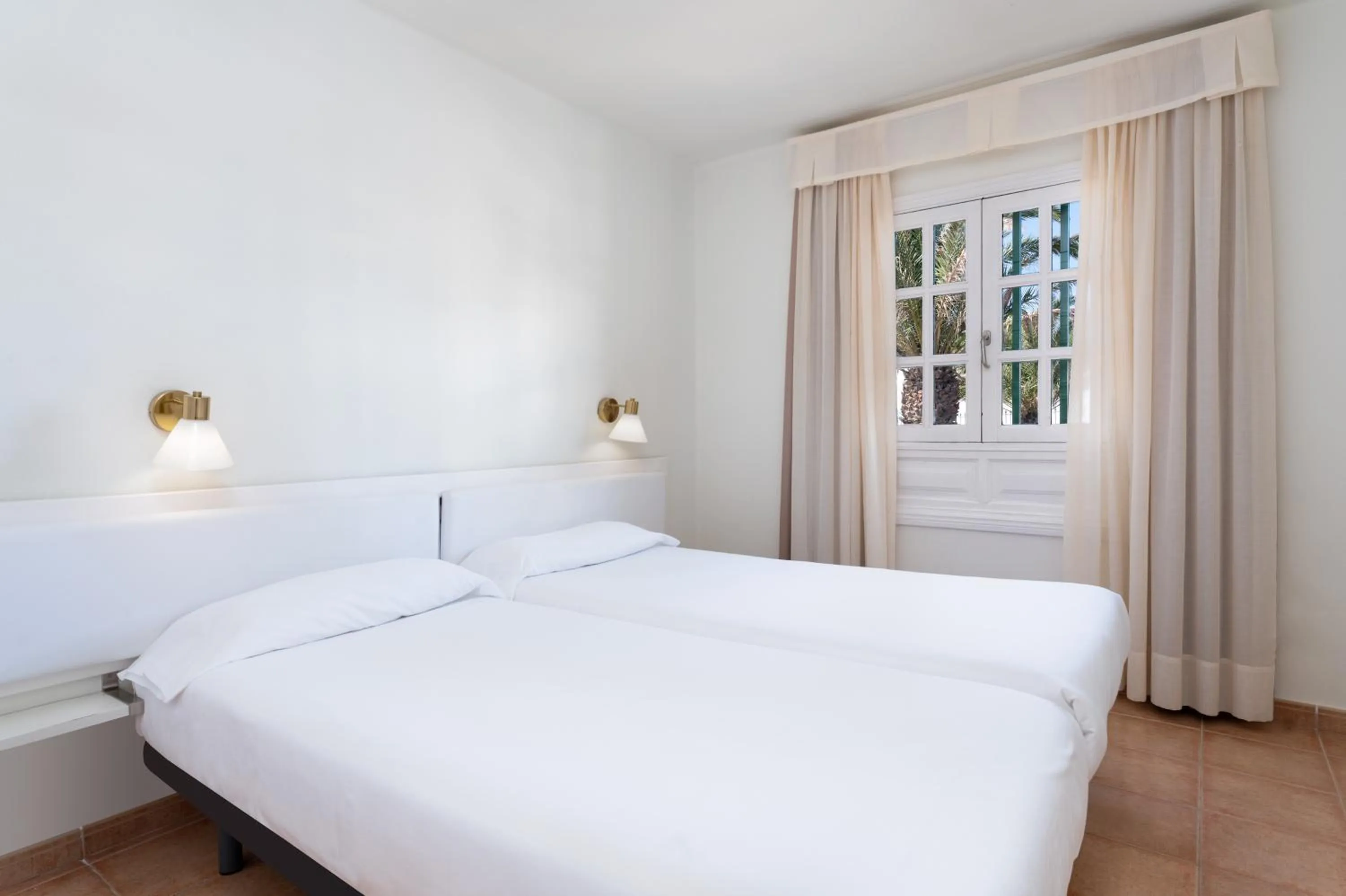 Bedroom, Bed in Apartamentos LIVVO Las Gaviotas