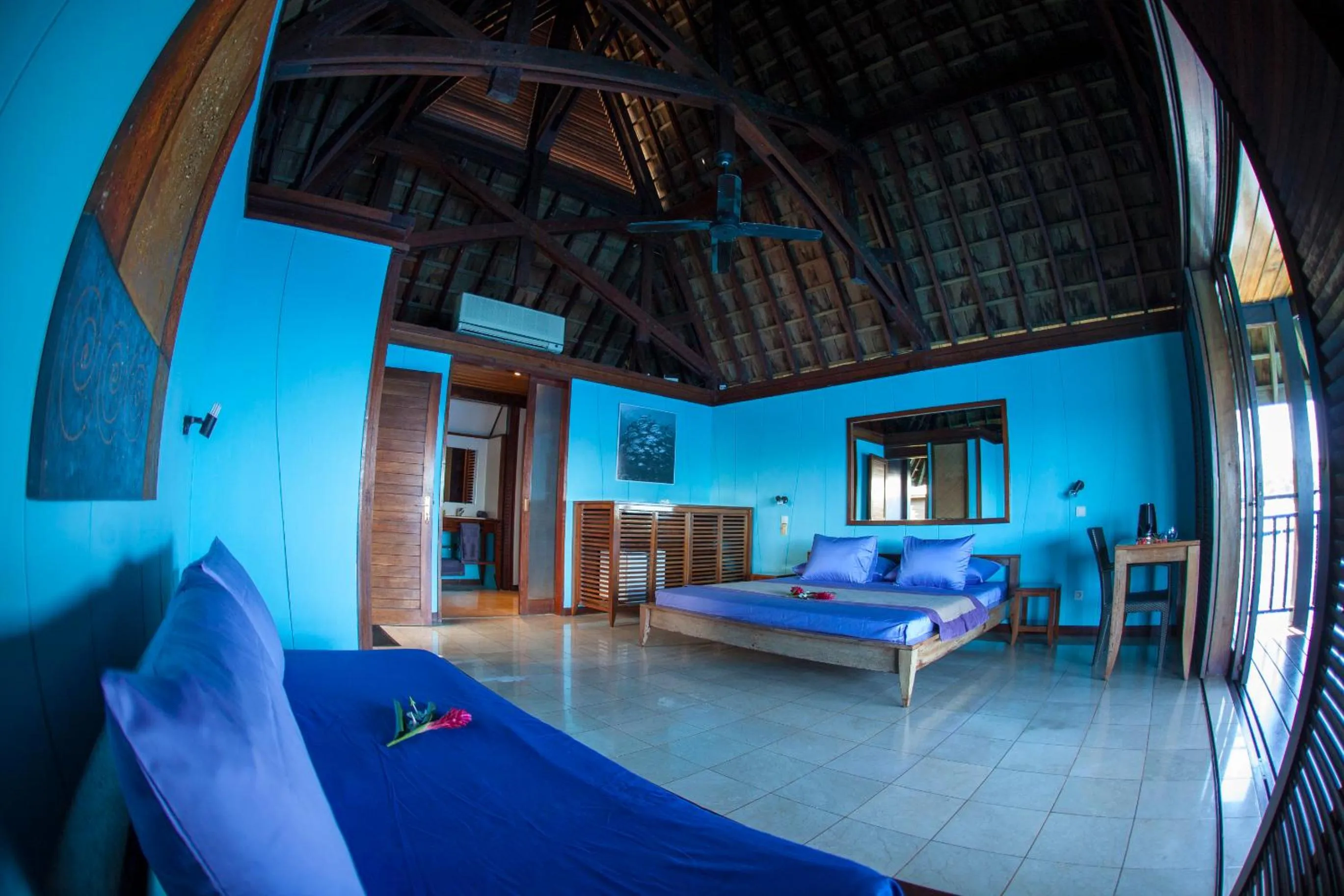 Day, Bed in Oa Oa Lodge