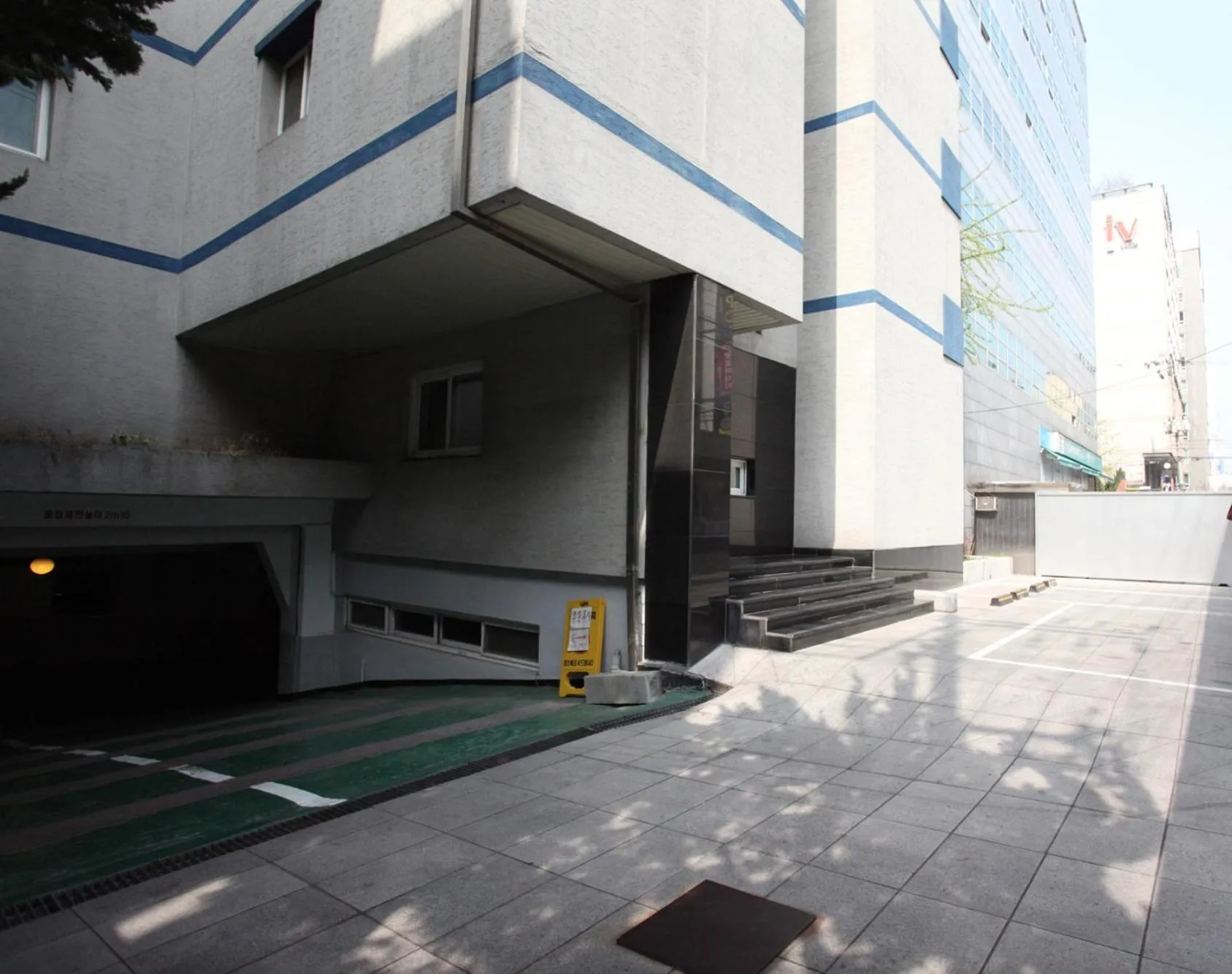 Facade/entrance in Prince Hotel