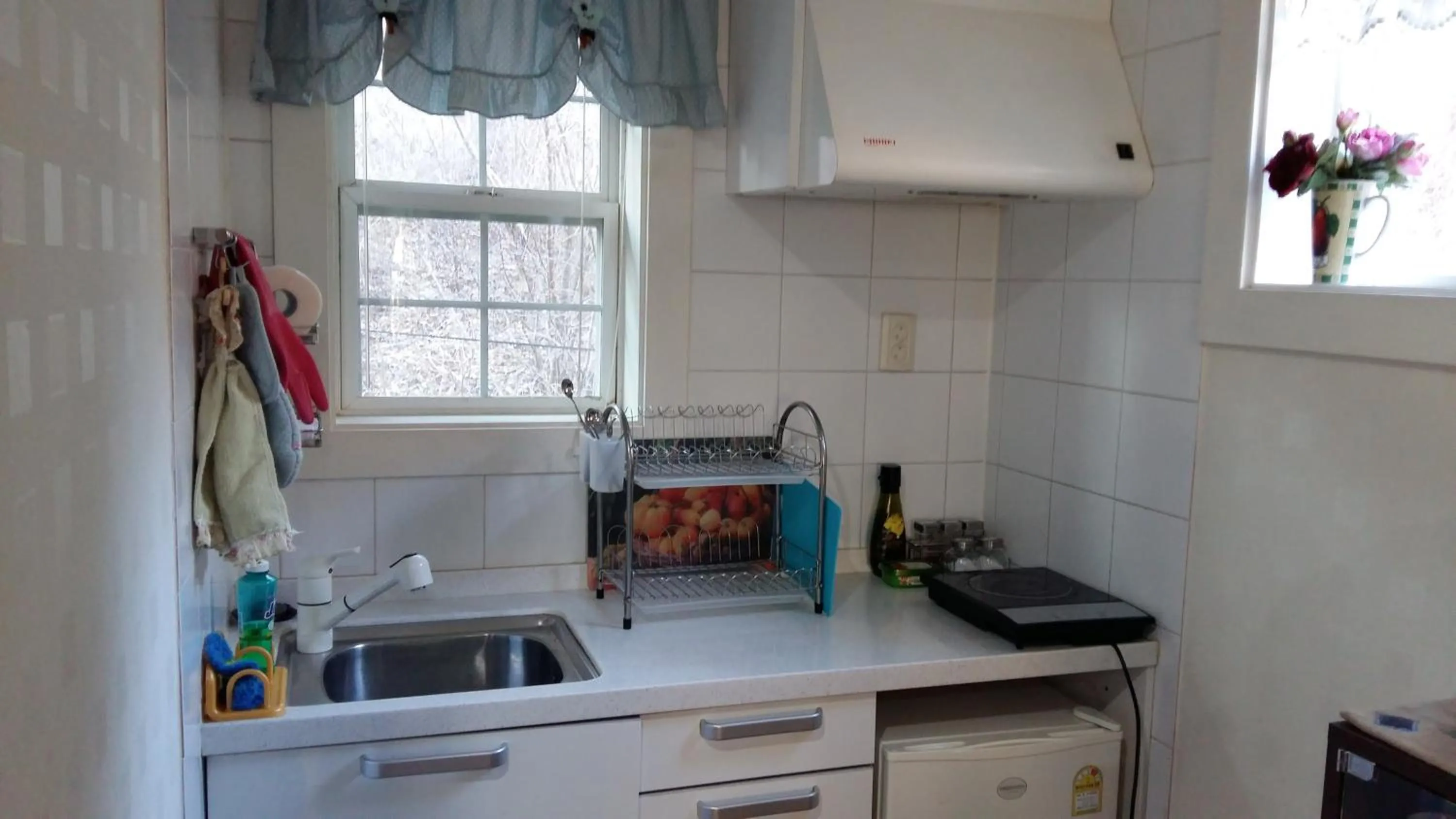 Kitchen or kitchenette in Fermata Pension