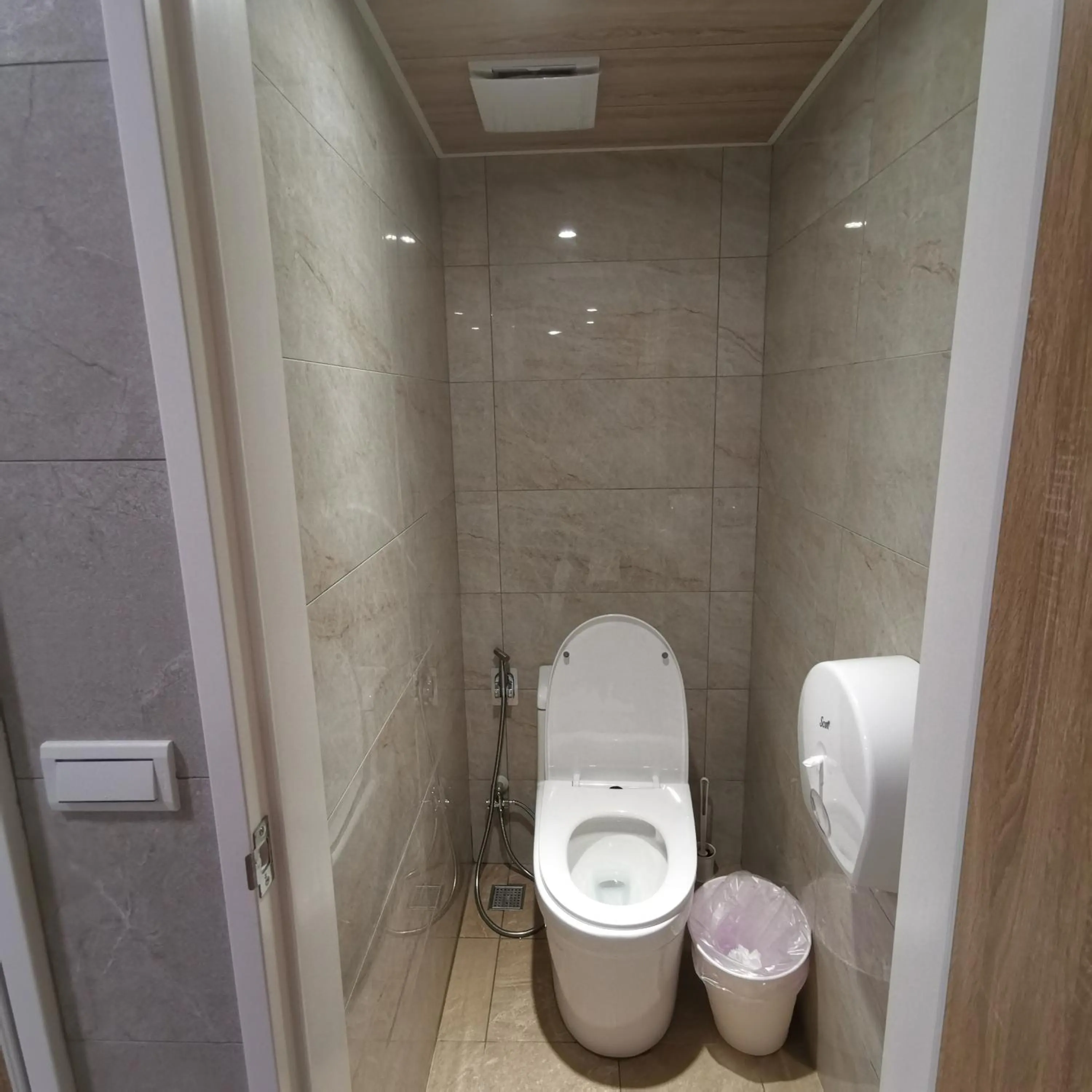 橙舍太空艙 TW Capsule Hostel