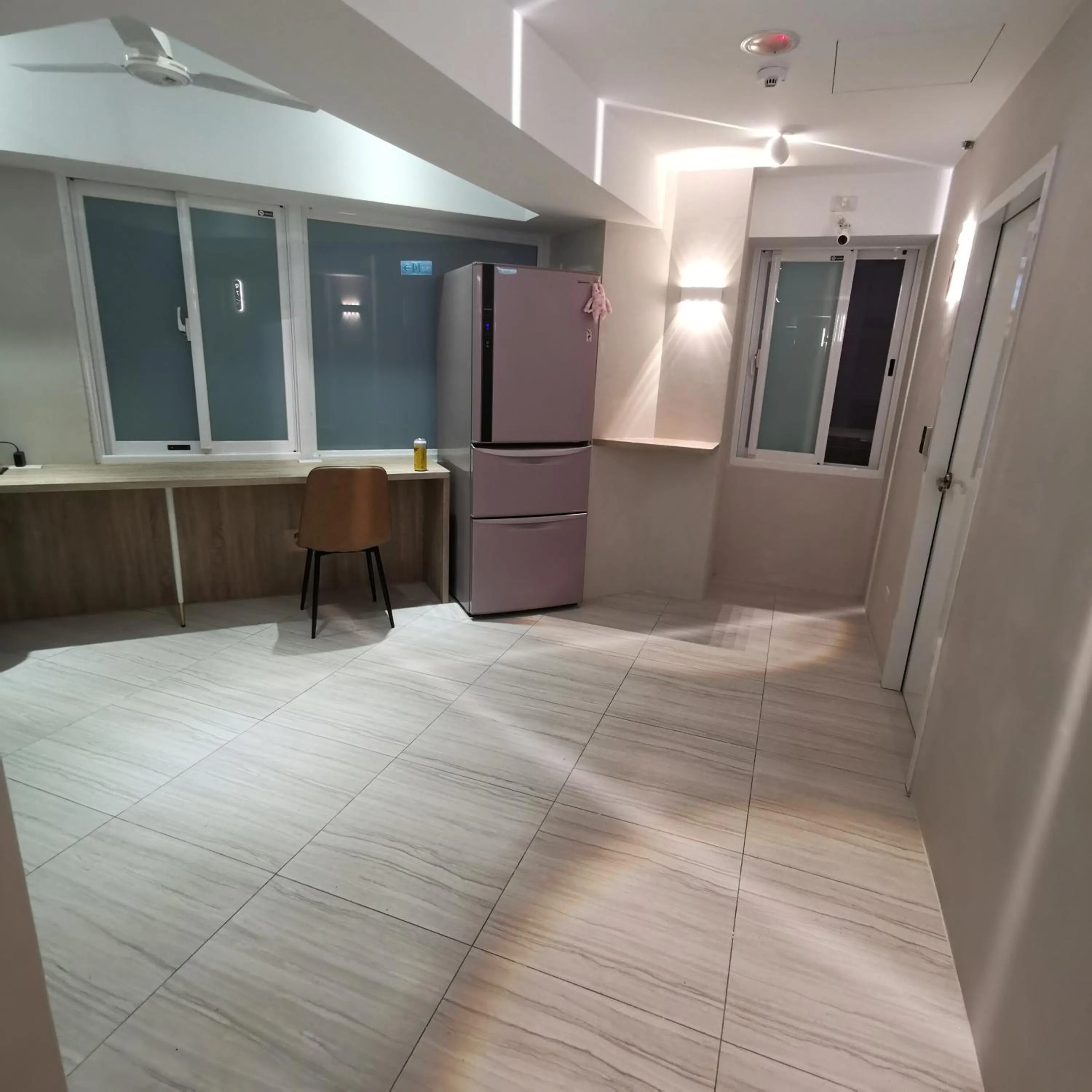 橙舍太空艙 TW Capsule Hostel