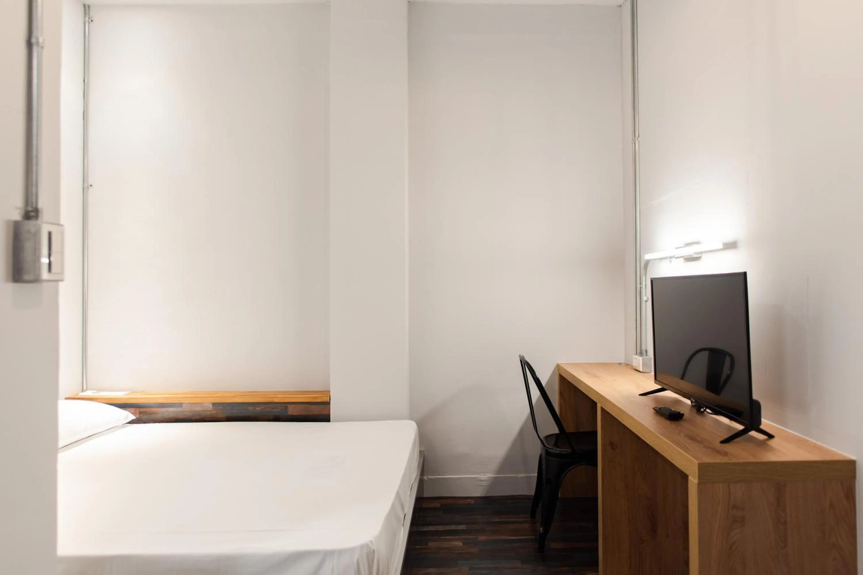 Property building, Bed in miniinn