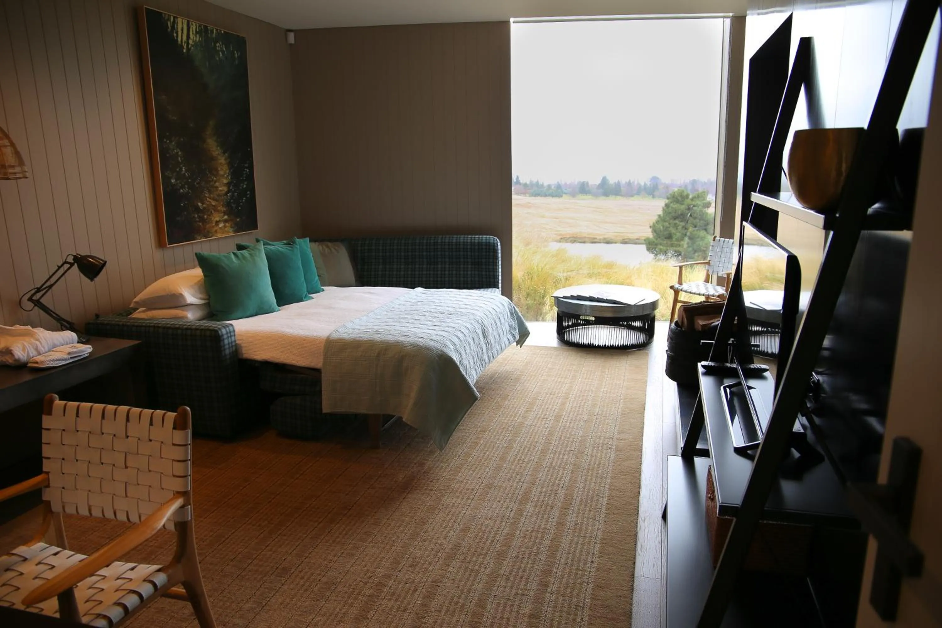 Bed in Kinloch Manor & Villas