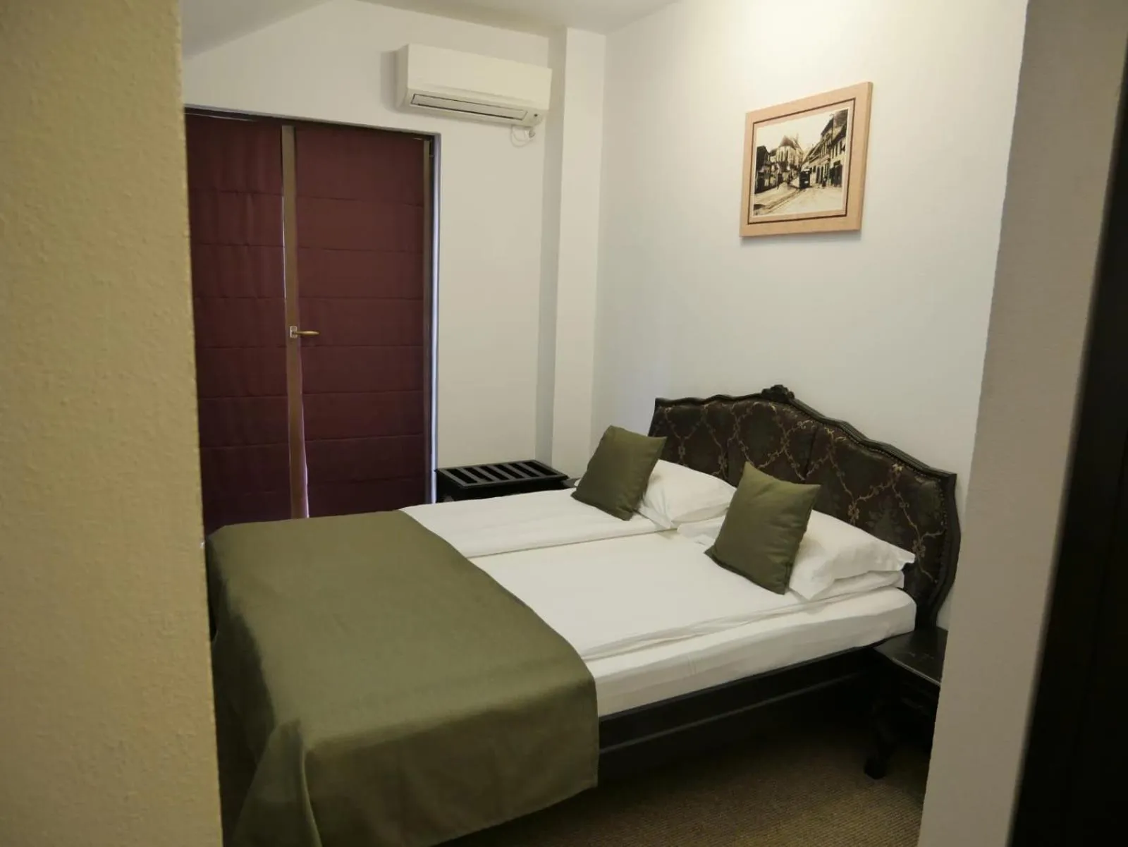 Bed in Sibiu City Center Apartments