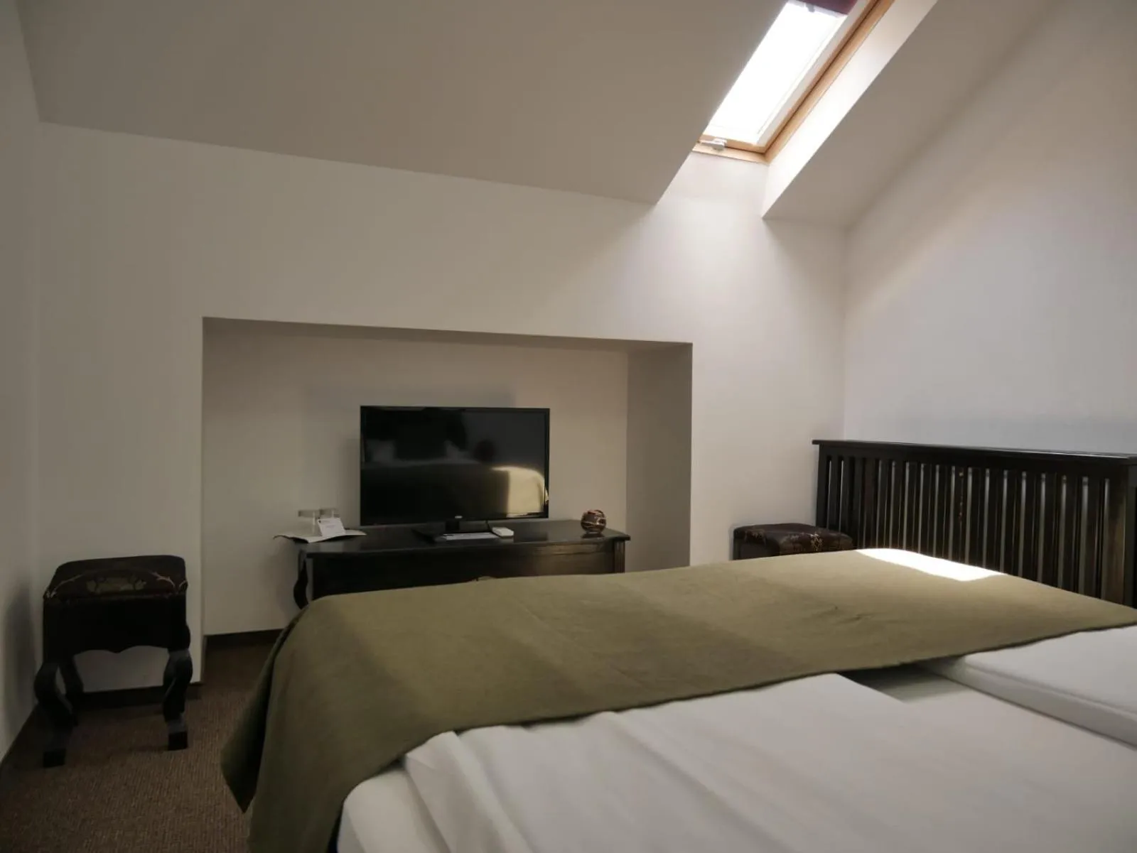 Decorative detail, Bed in Sibiu City Center Apartments