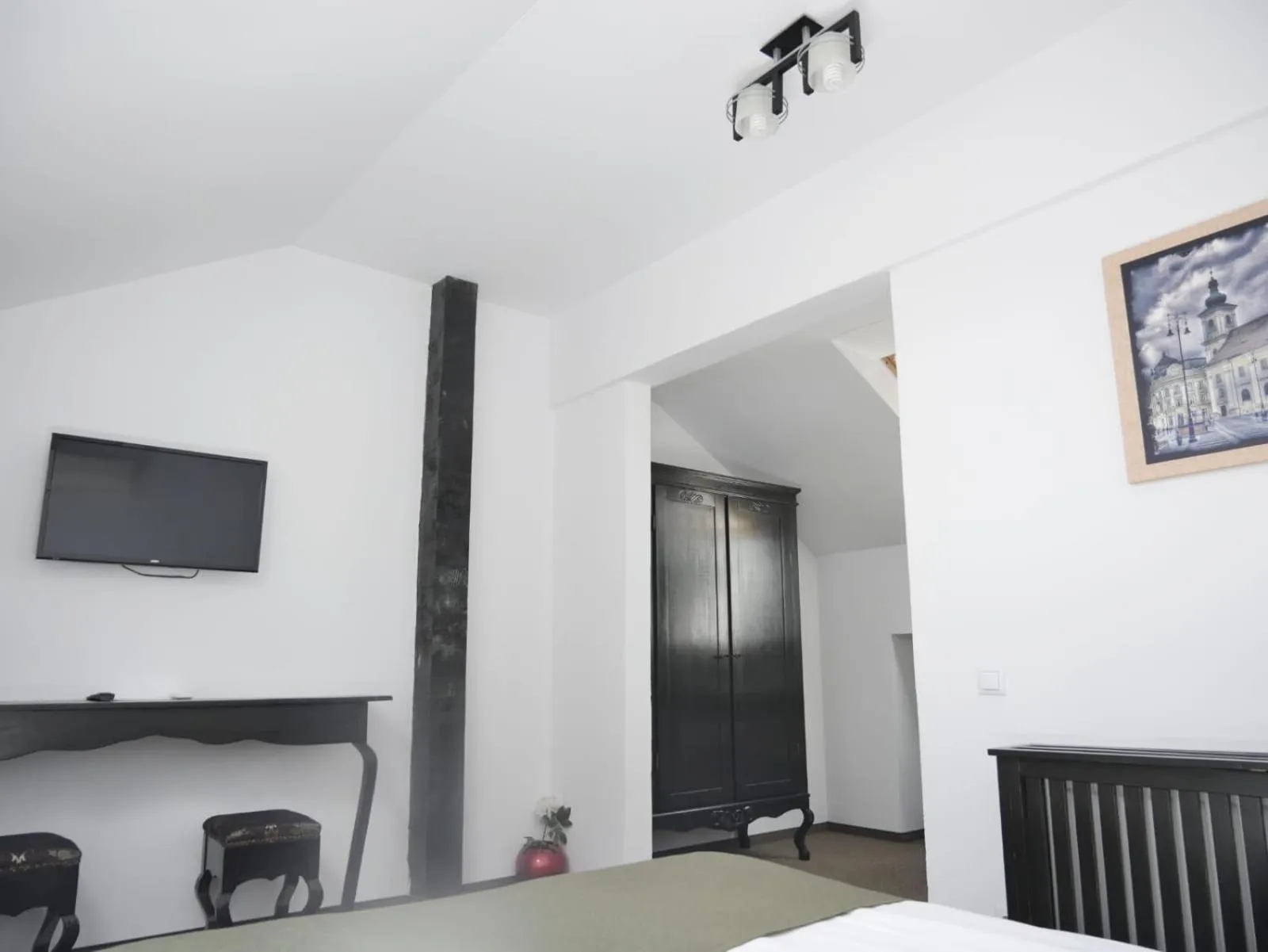 Decorative detail, Bed in Sibiu City Center Apartments