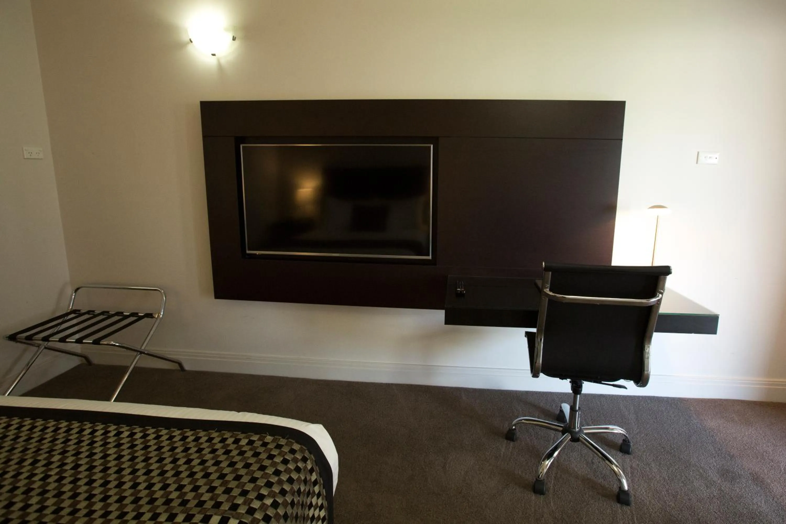 TV and multimedia in Southgate