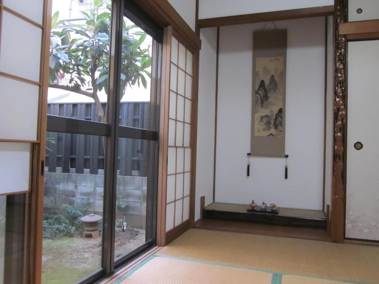 Photo of the whole room in Enman Guest House Osaka