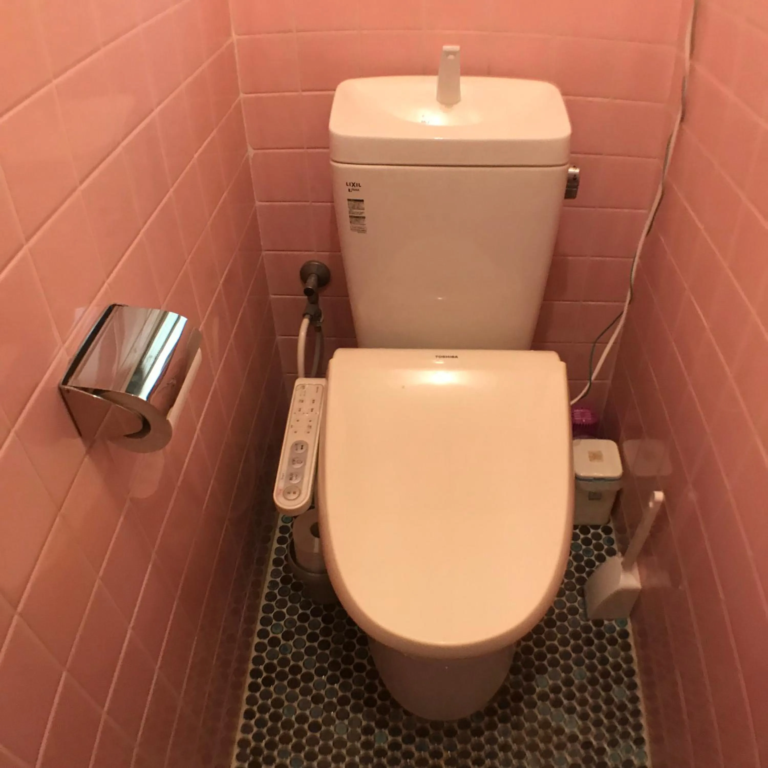 Toilet in Enman Guest House Osaka