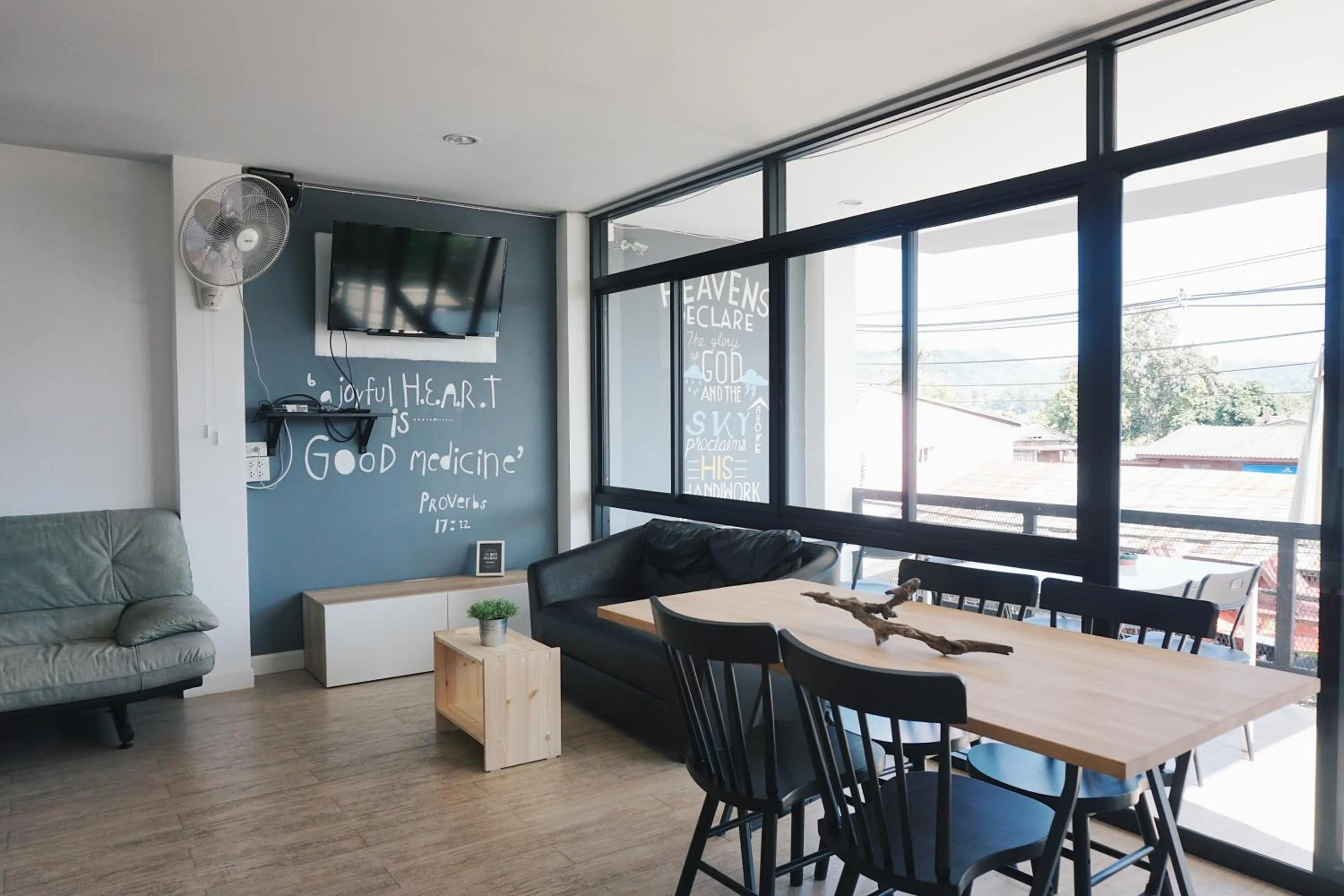 TV and multimedia in Sleeping Well Chiangkhong