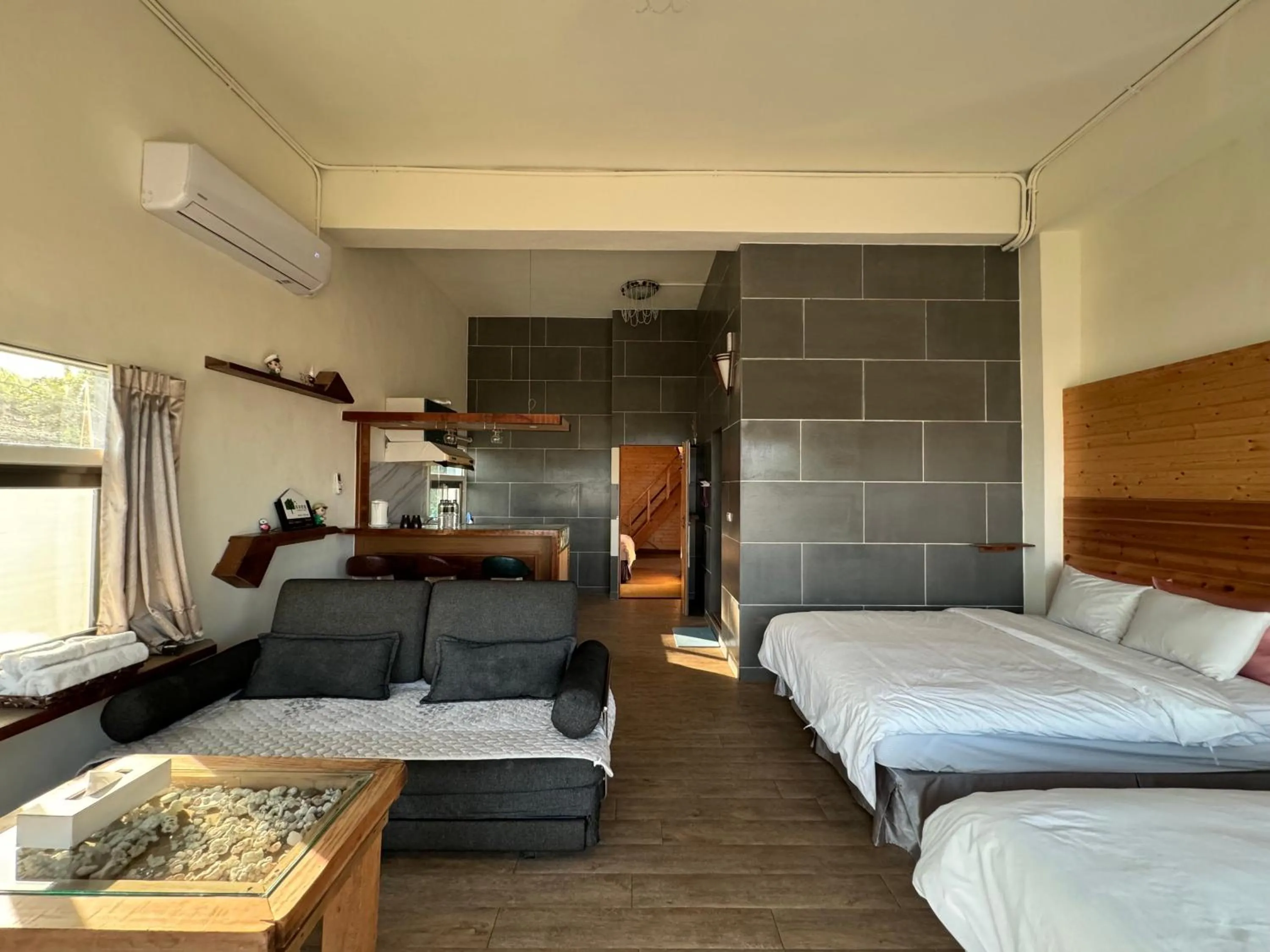 Photo of the whole room, Bed in Runners' House Taitung